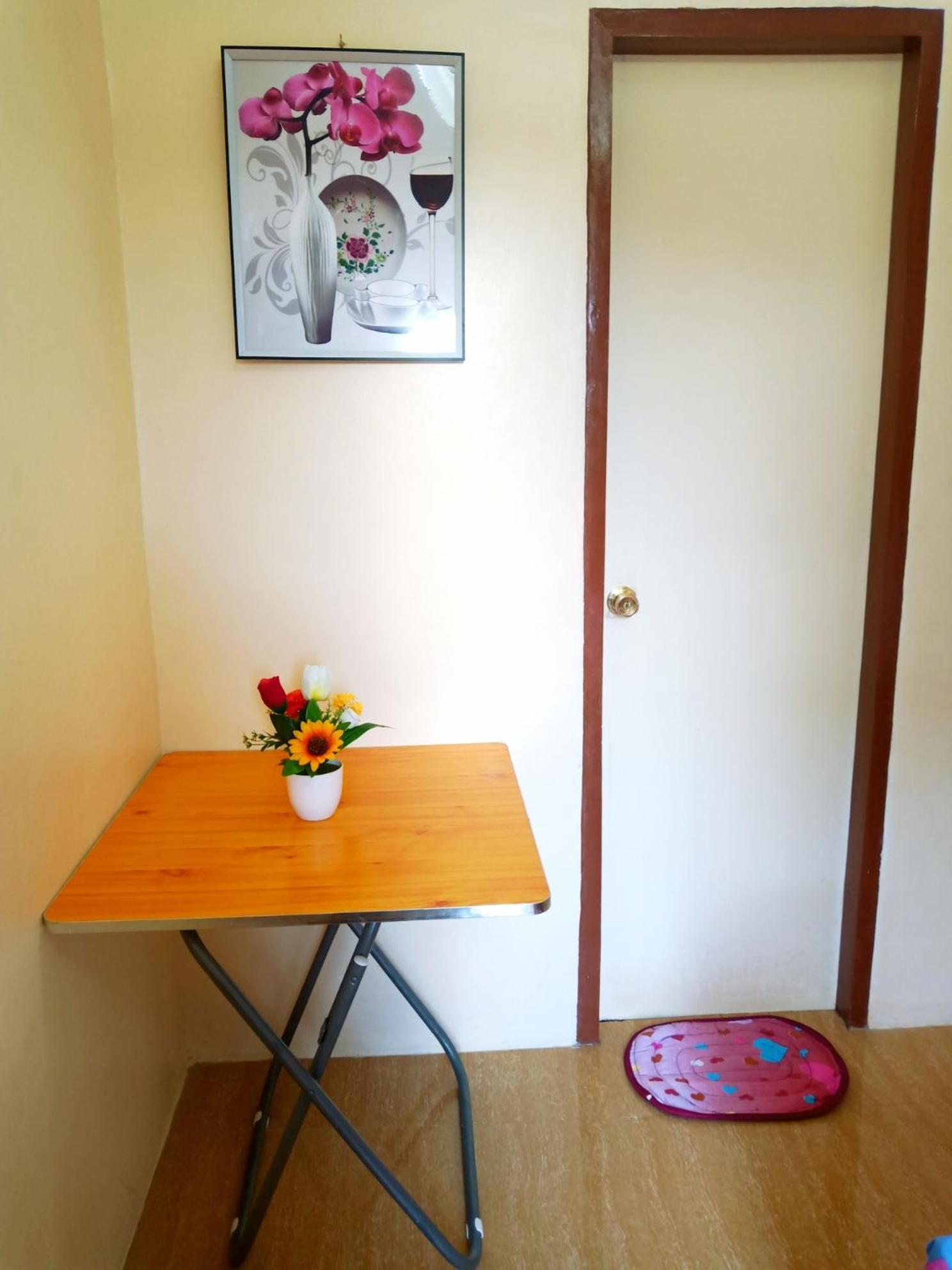 Budget Double Room - Photo 21