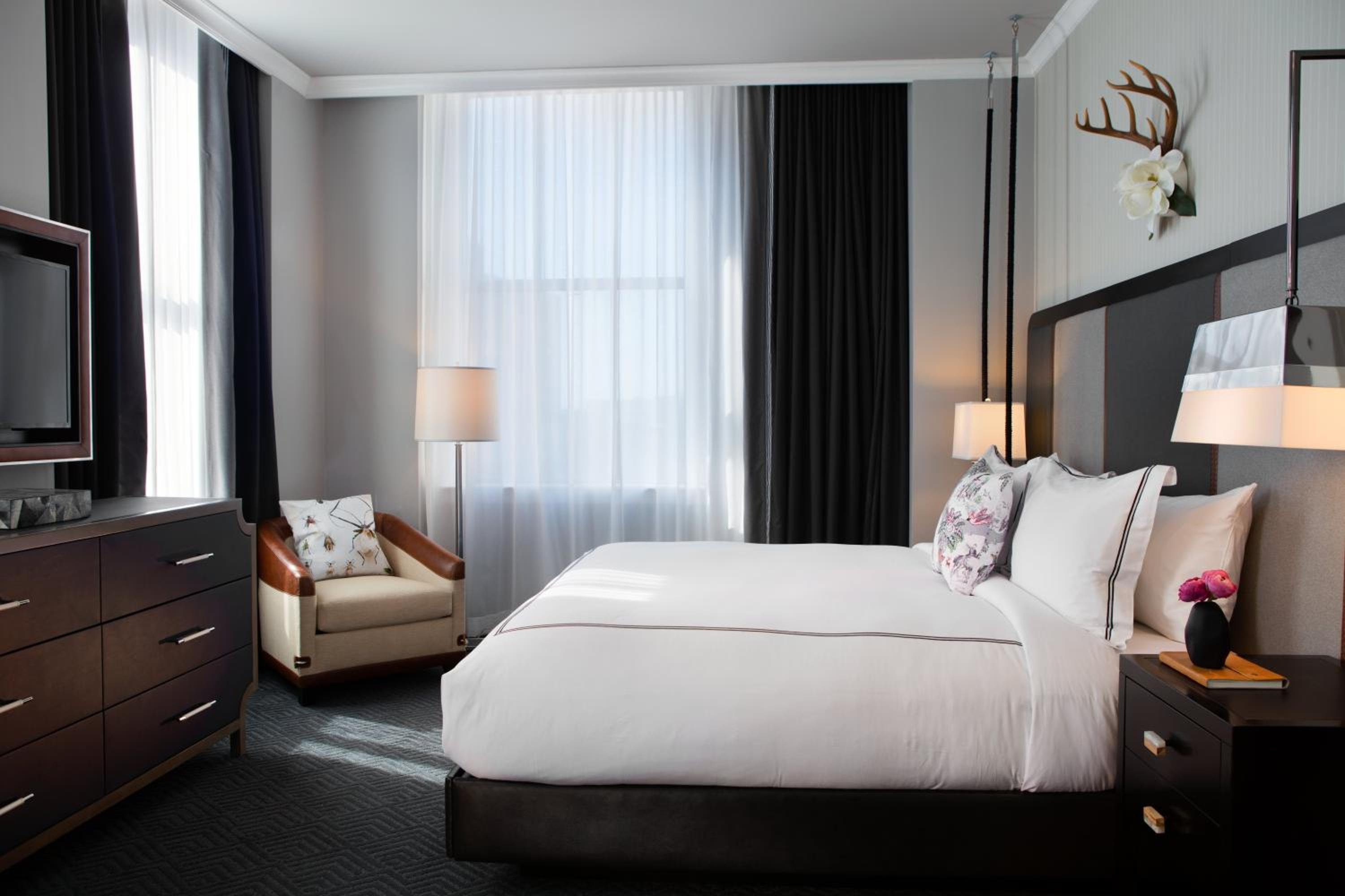 One-Bedroom Suite