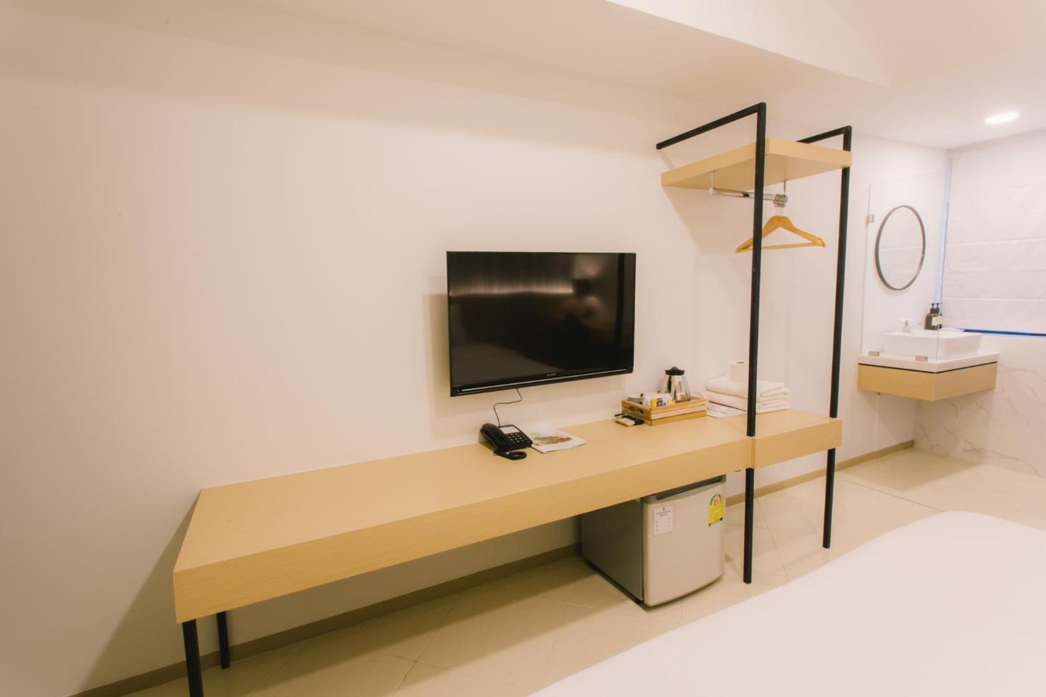 Studio - Photo 7