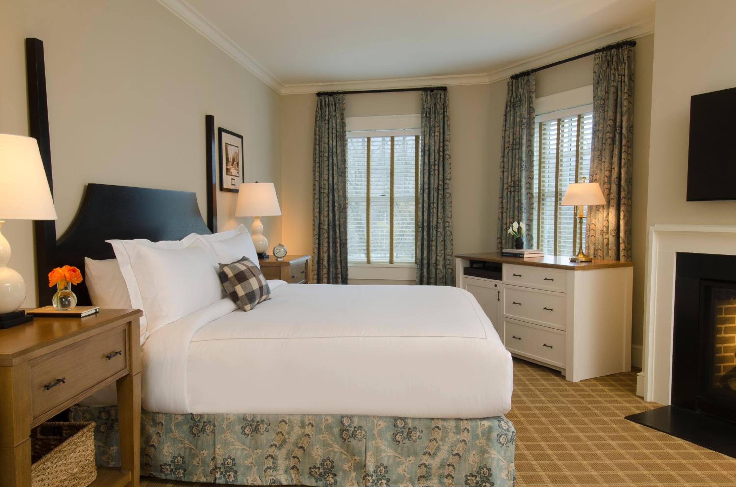 Premium King Room - Communication Accessible photo 3