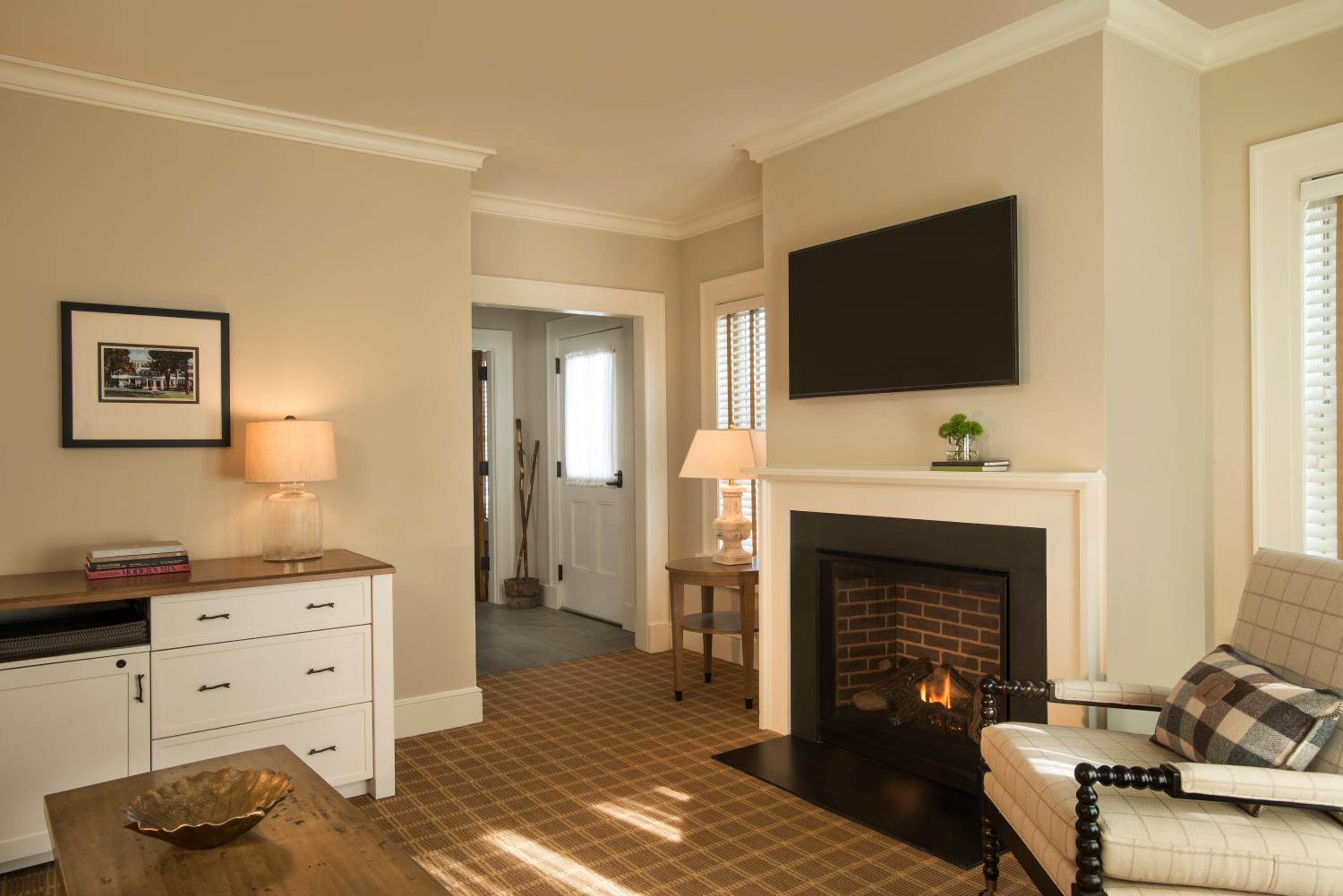 One-Bedroom King Suite Cottage photo 1