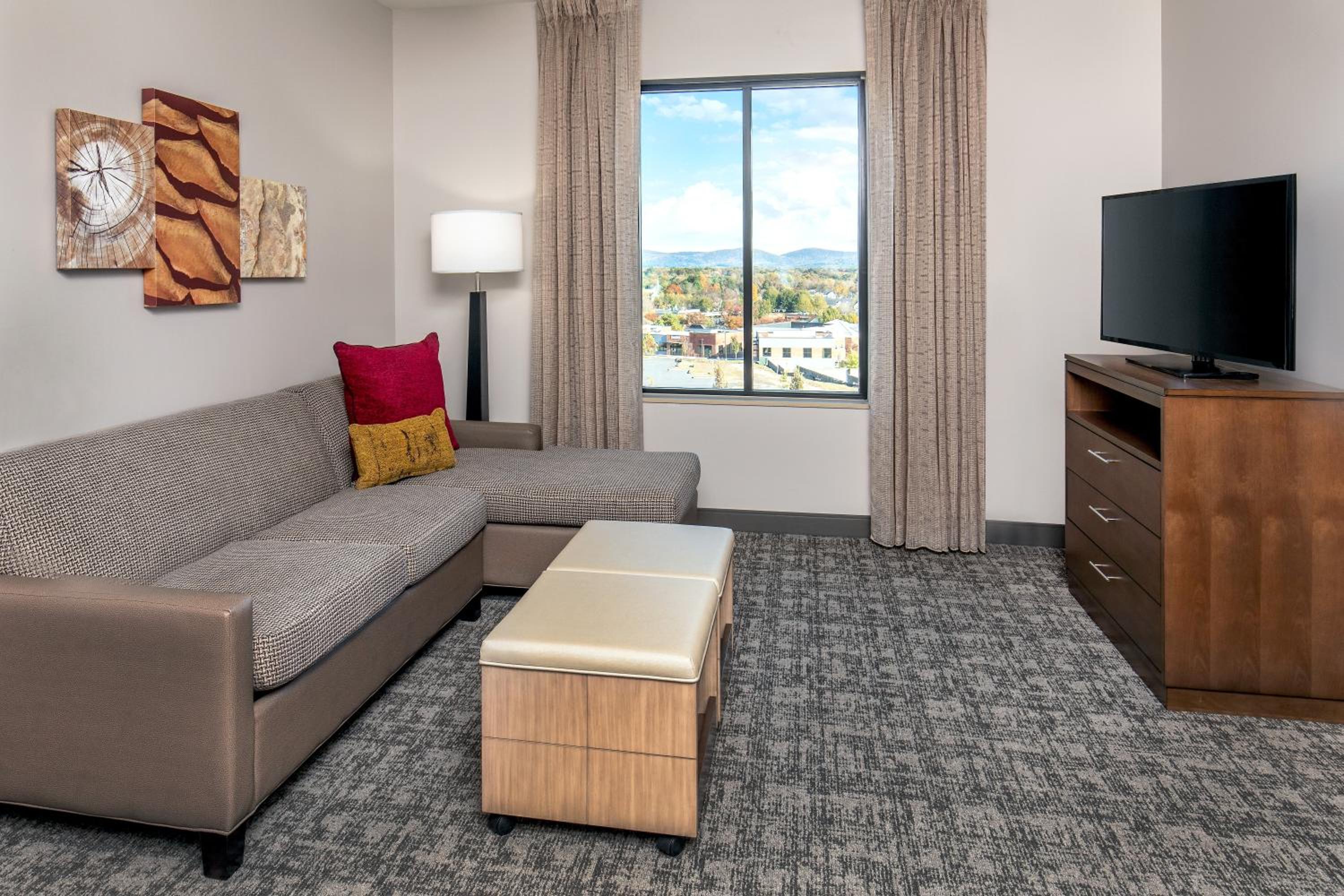 One-Bedroom King Suite - Photo 15