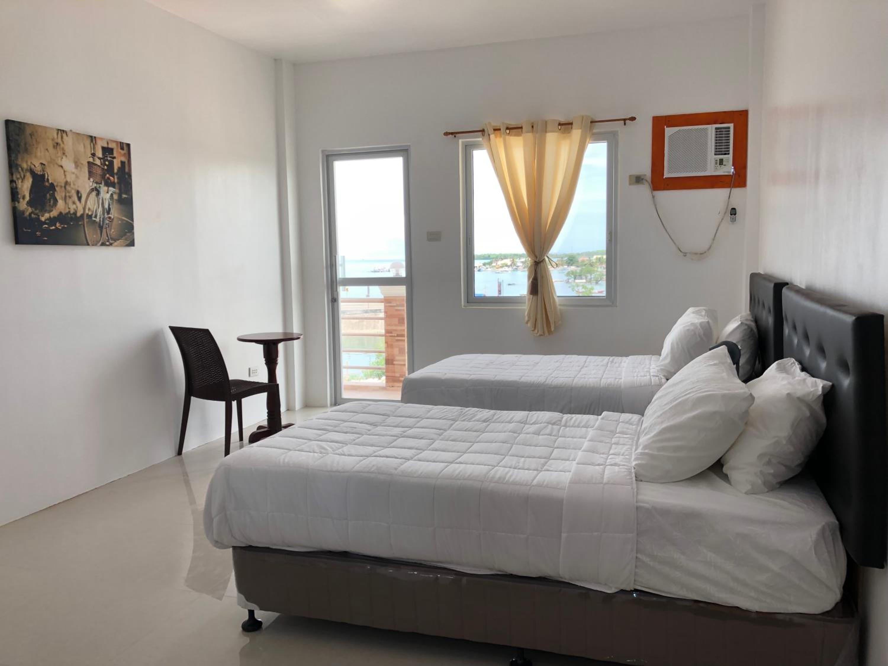 Deluxe Room - Photo 6