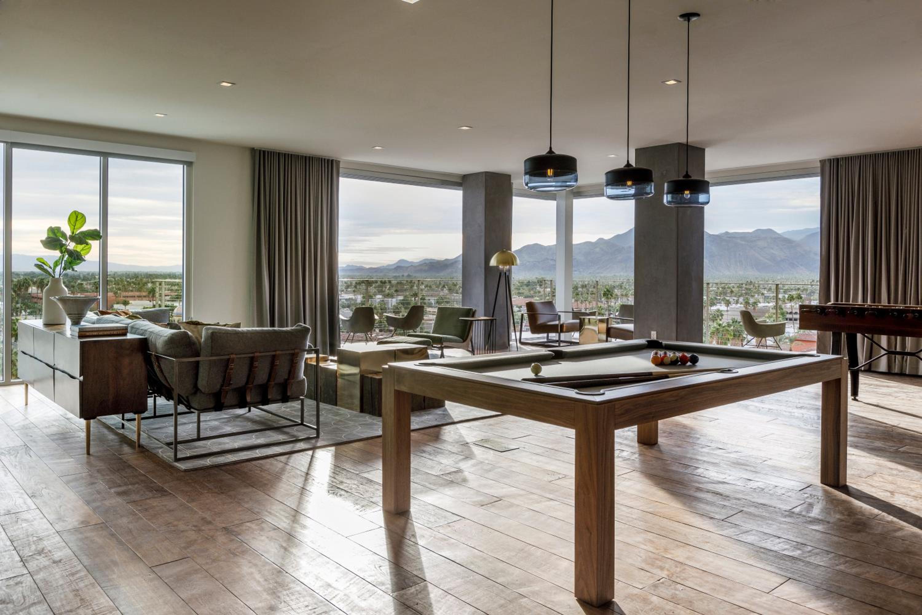 Arlo Suite