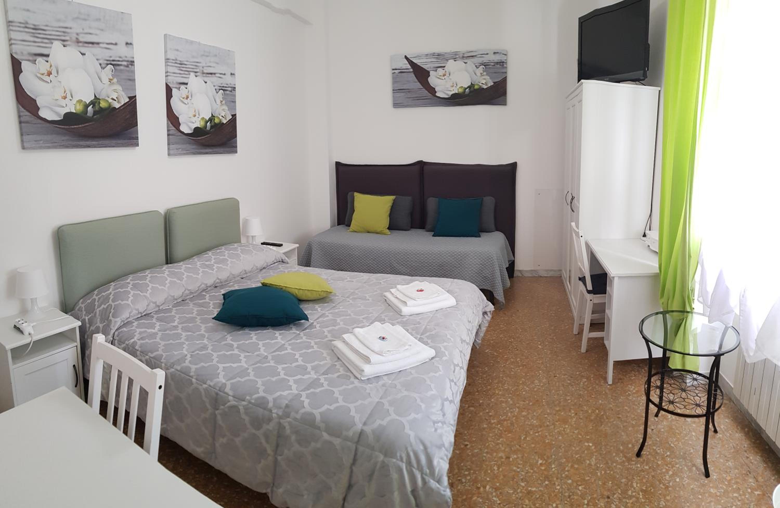 Triple Room with Private Bathroom