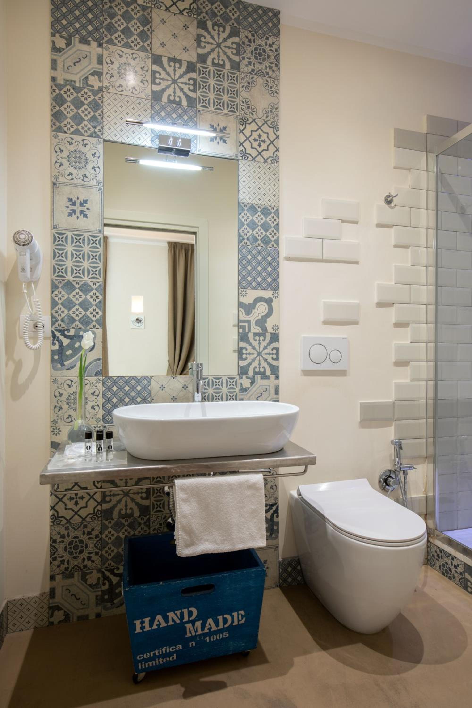 Double or Twin Room photo 3
