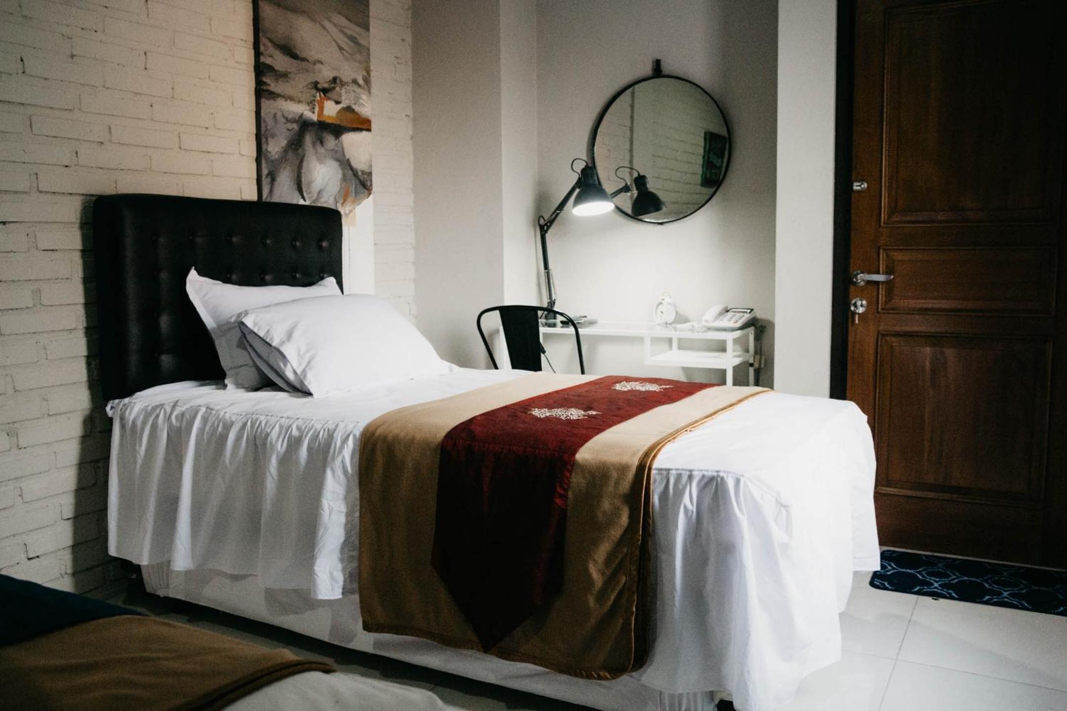 Deluxe Quadruple Room - Photo 4