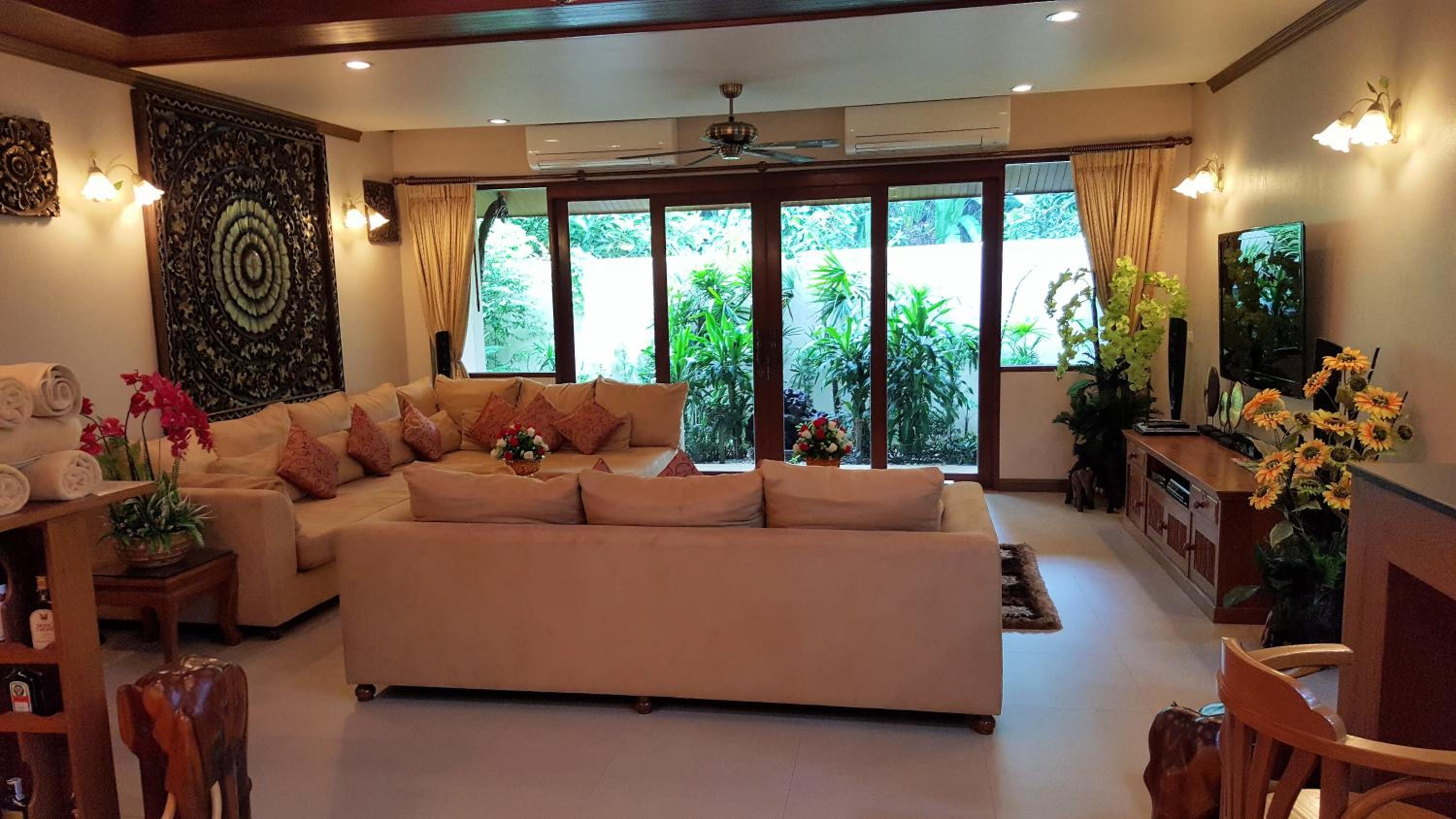 Three-Bedroom Villa photo 1