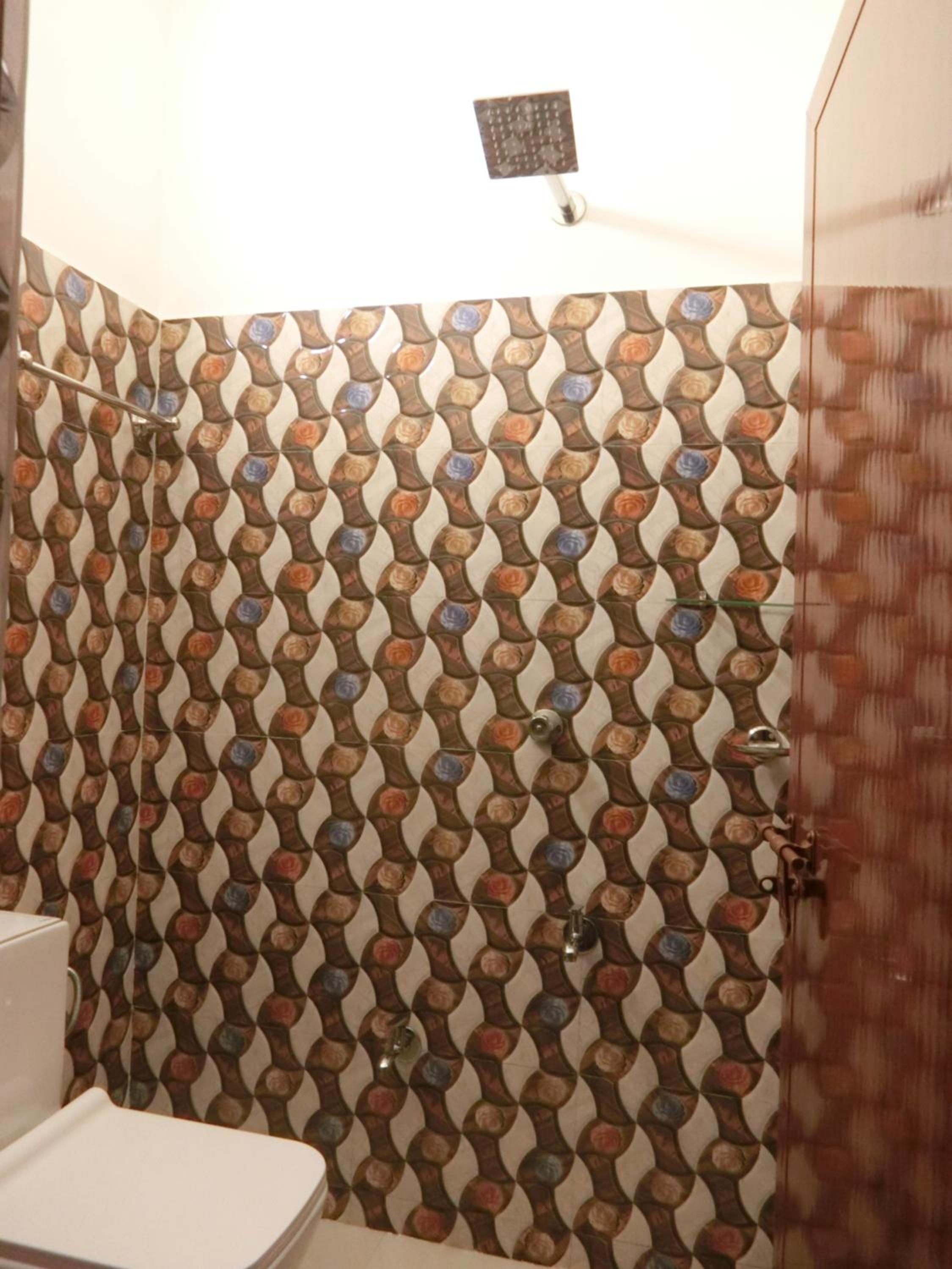 Twin Room with Shared Bathroom photo 3