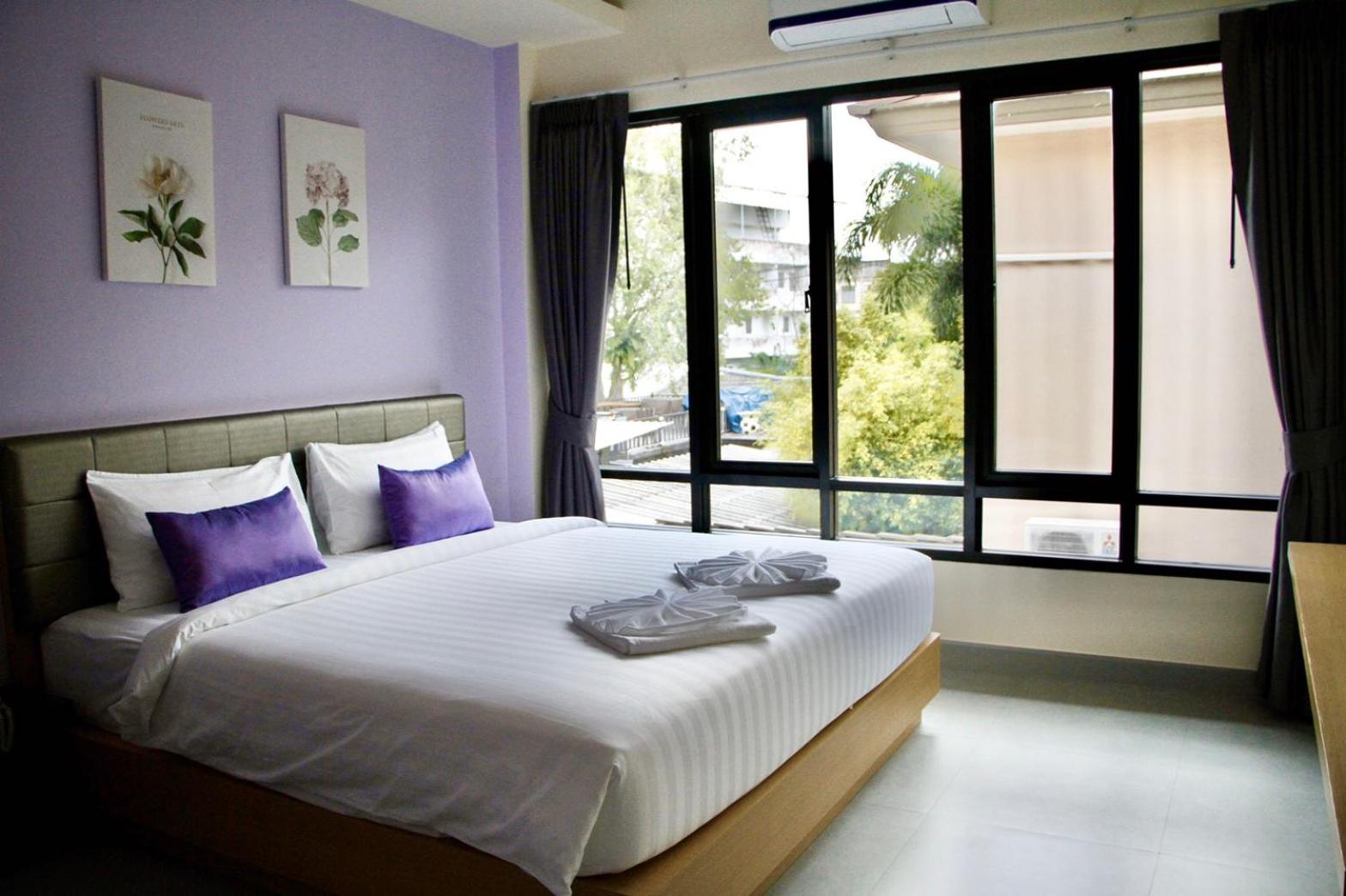 Large Double Room photo 2
