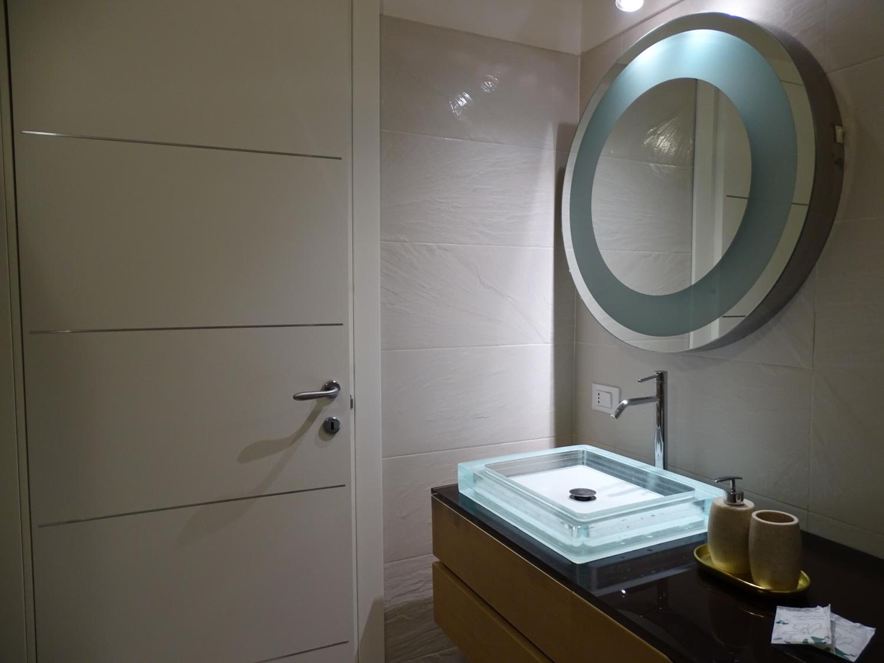 Deluxe Suite - Photo 9