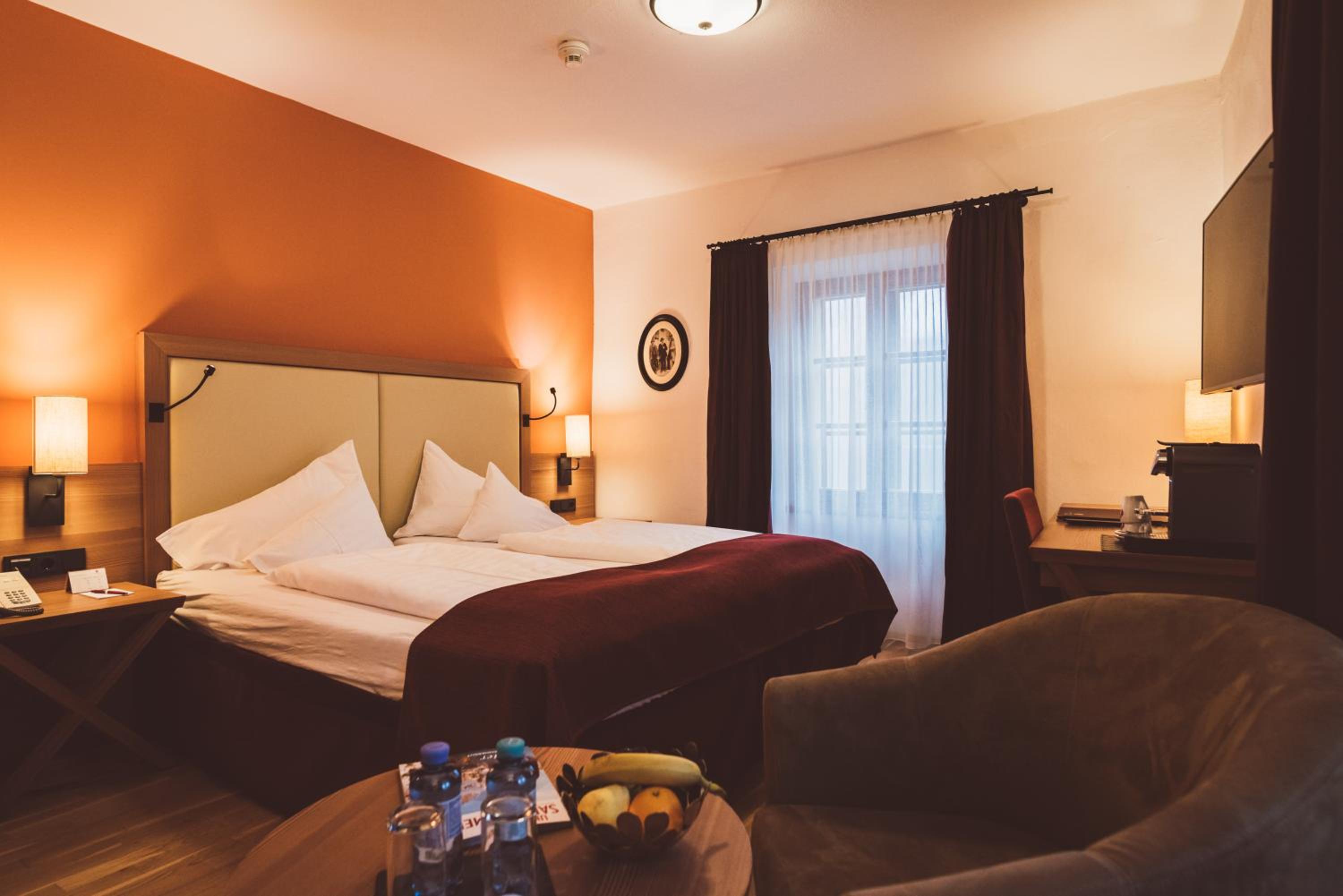 Deluxe Double or Twin Room - Photo 1