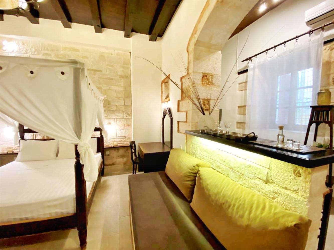 Standard Suite