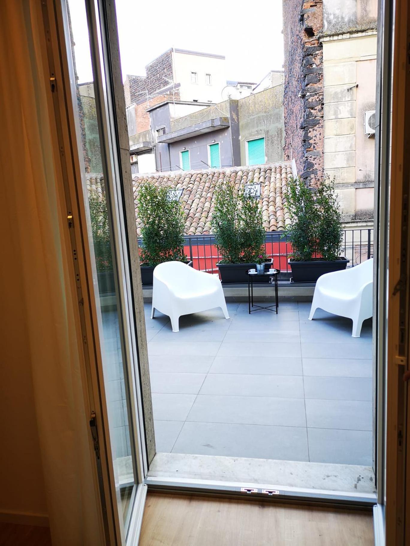 Double Room with Terrace - Photo 22