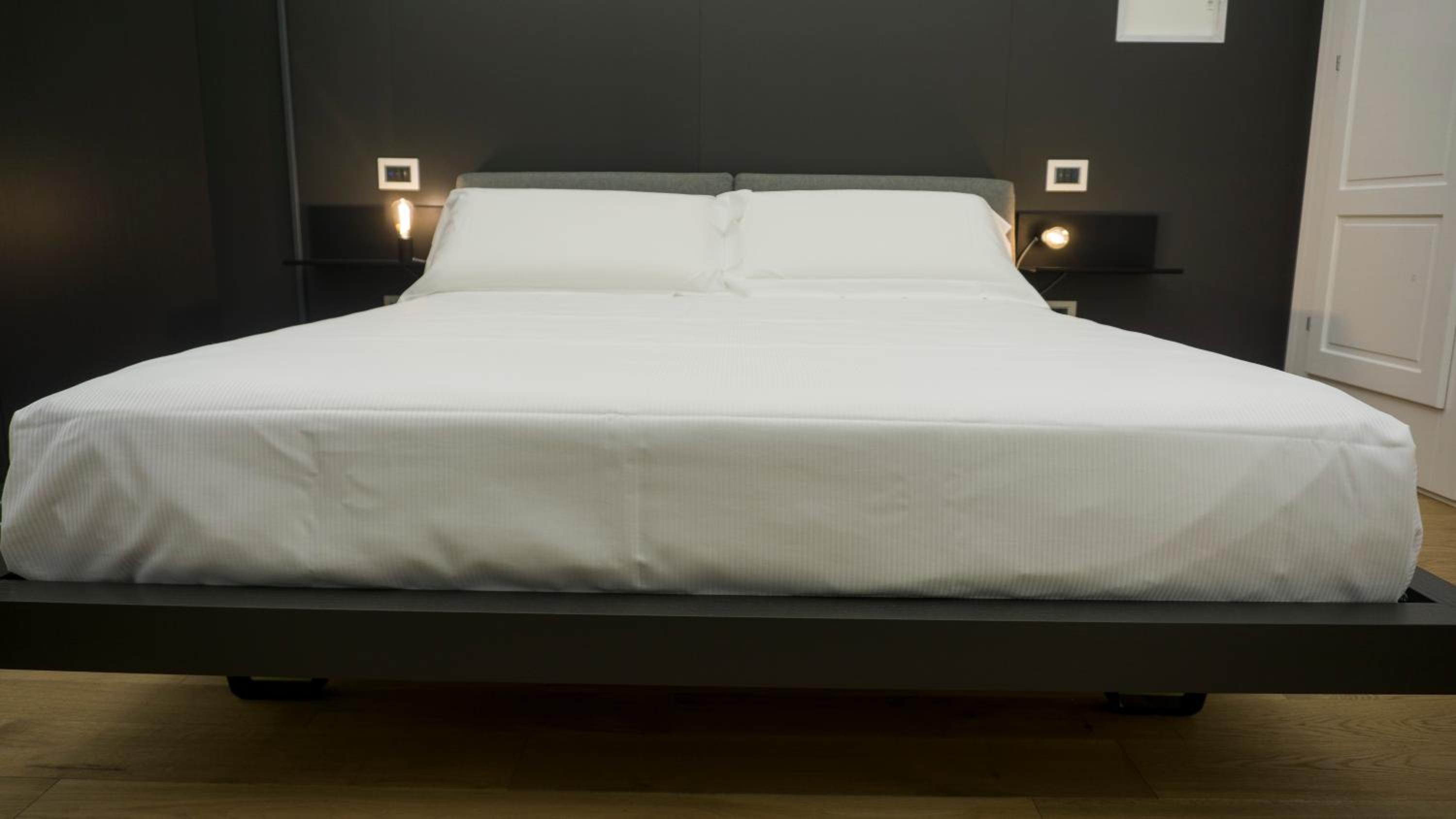 Deluxe King Room - Photo 3