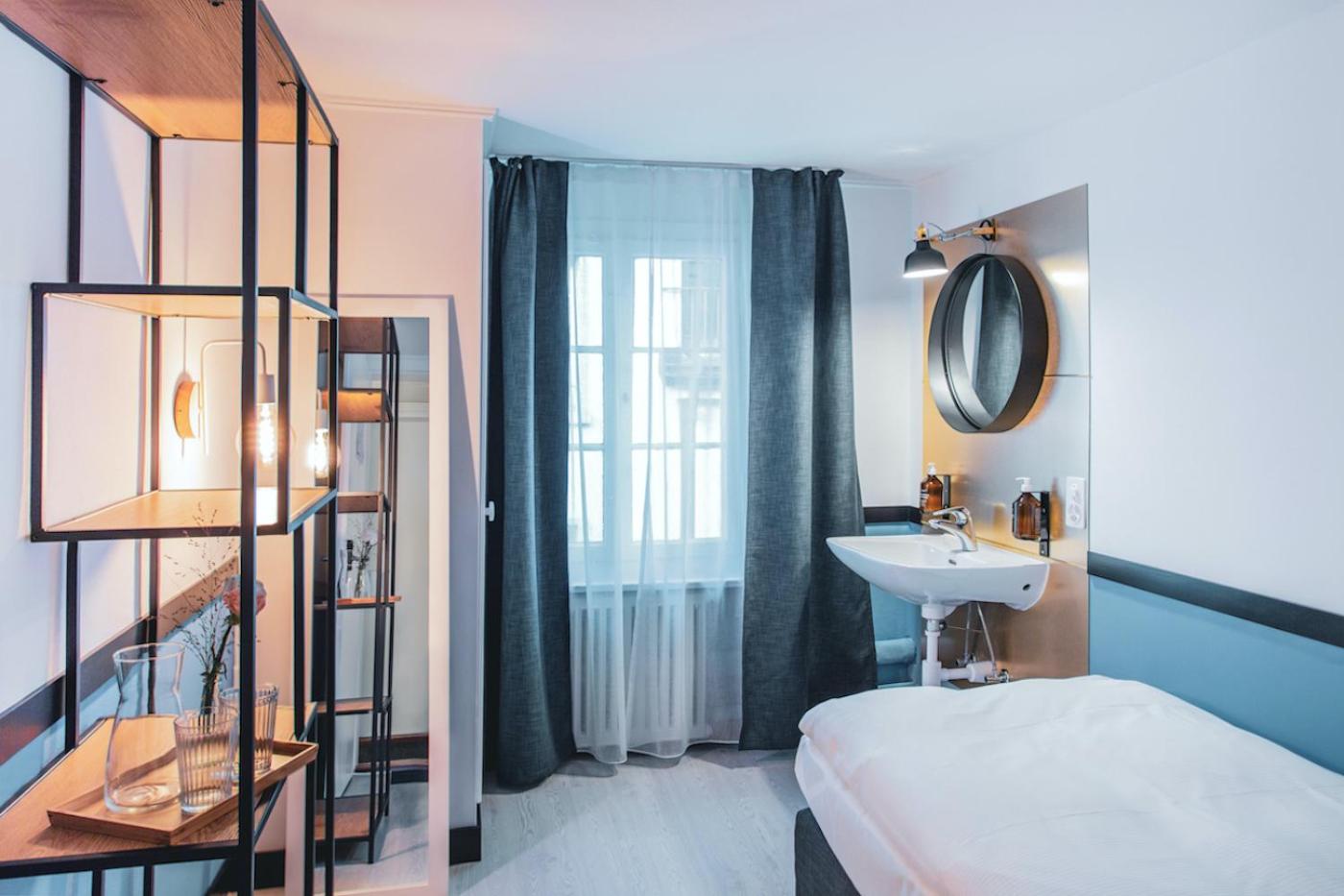 Standard Single Room with Shared Bathroom