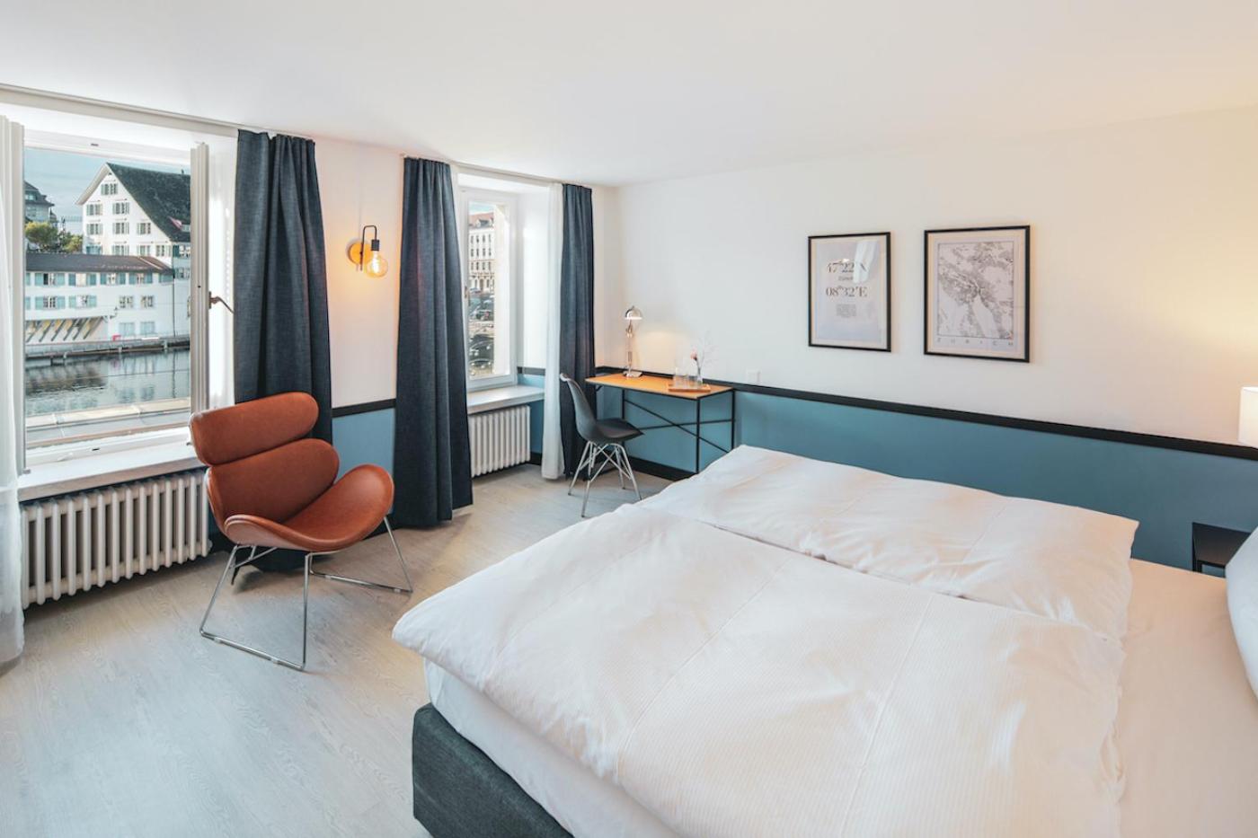 Double Room River View with Shared Bathroom