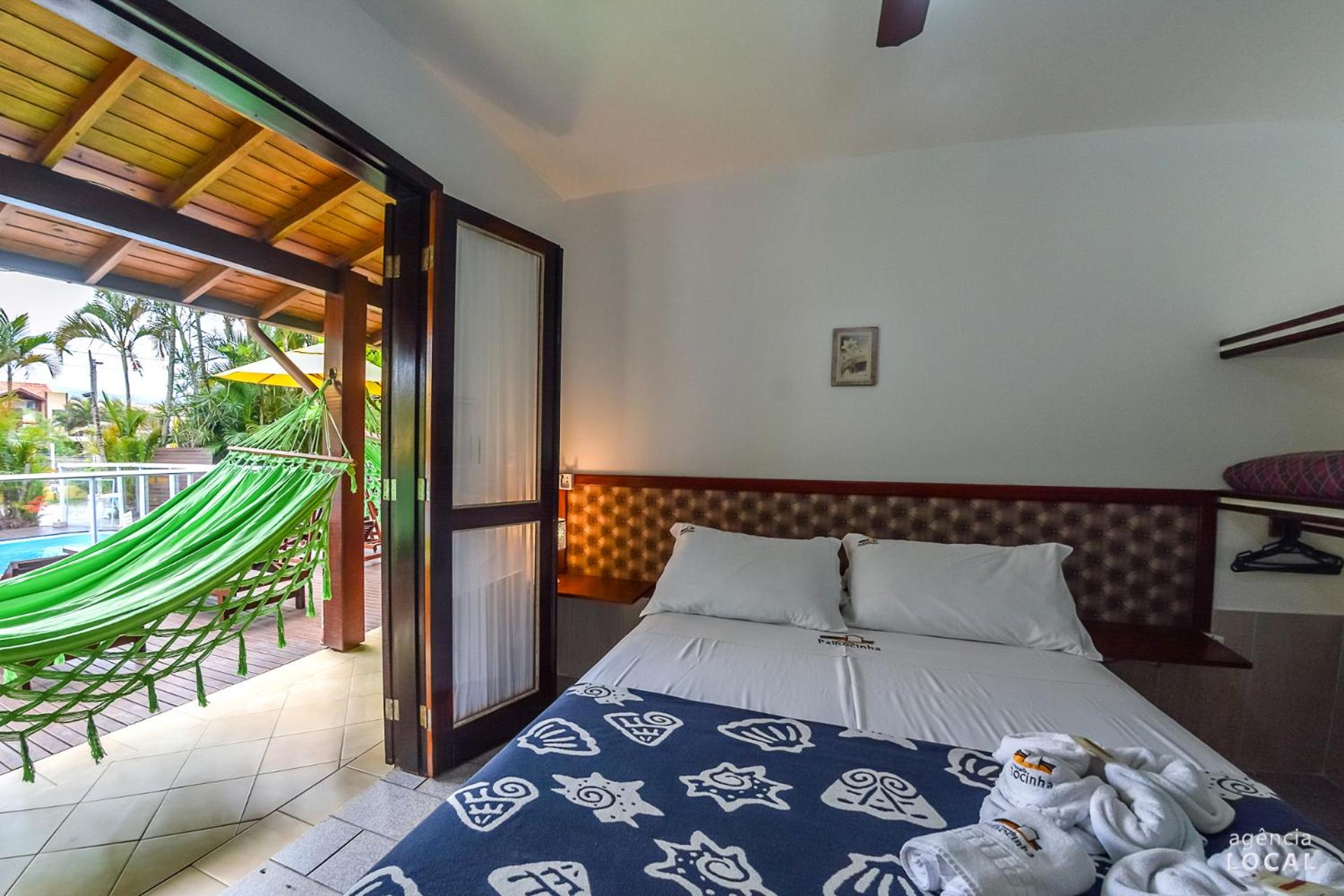 Suite with Pool View - Photo 1