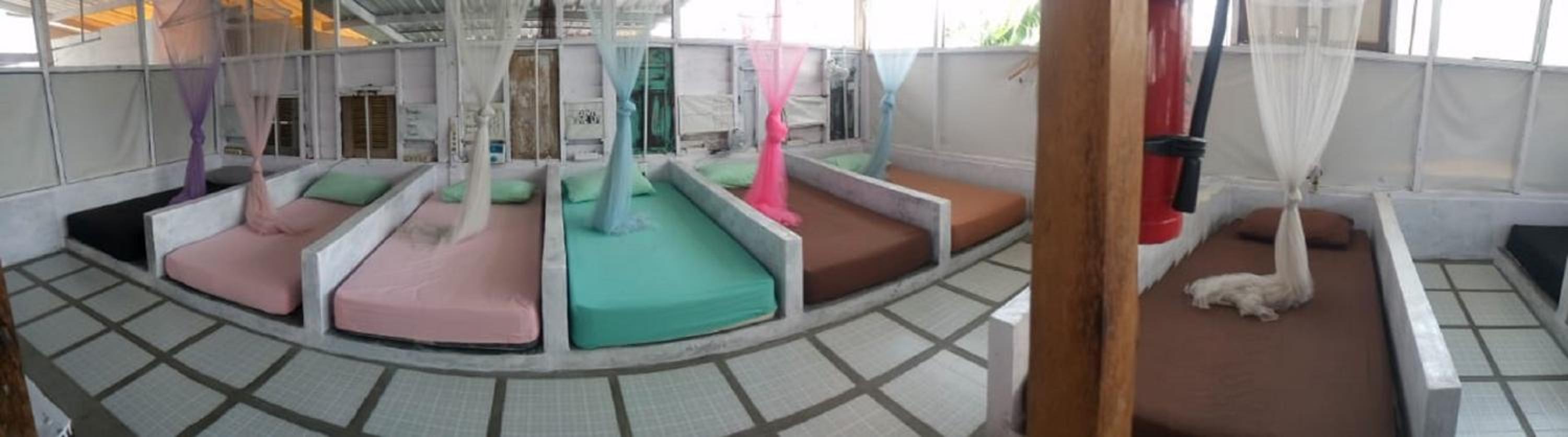 Bed in 10-Bed Mixed Dormitory Room