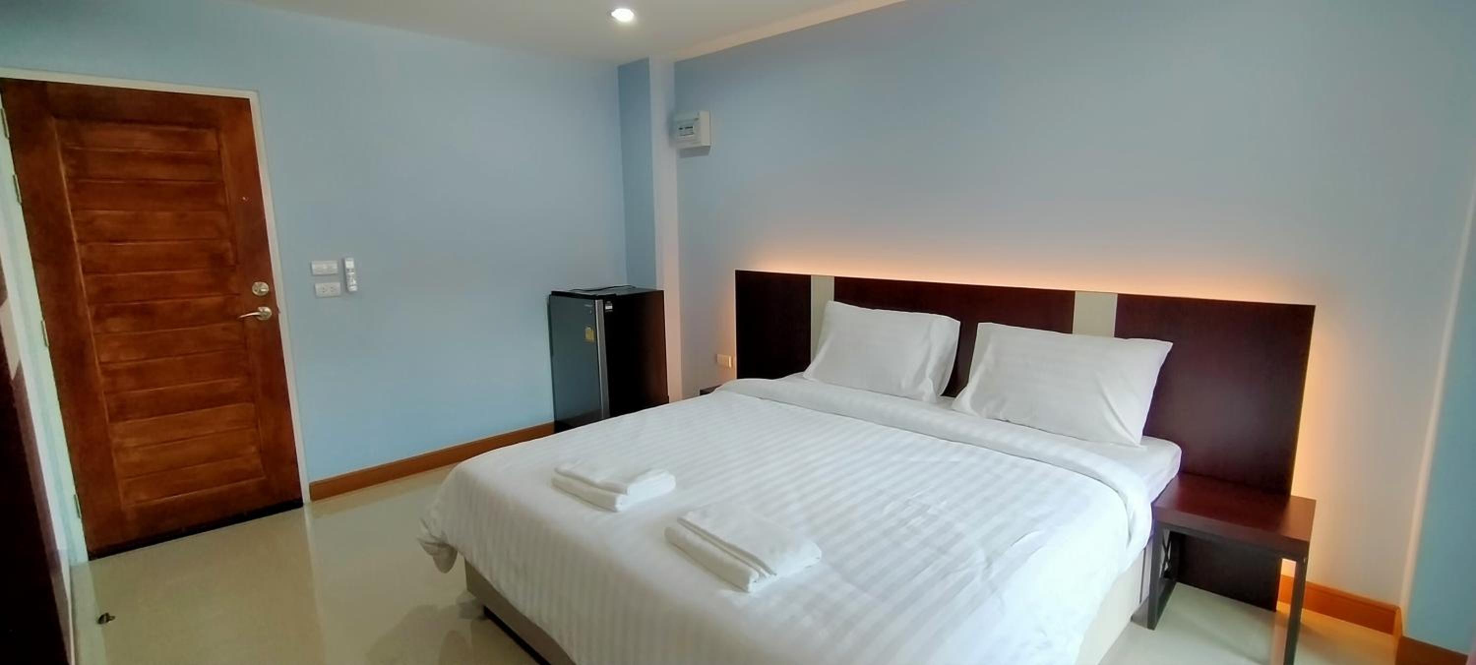Standard Double Room - Photo 6