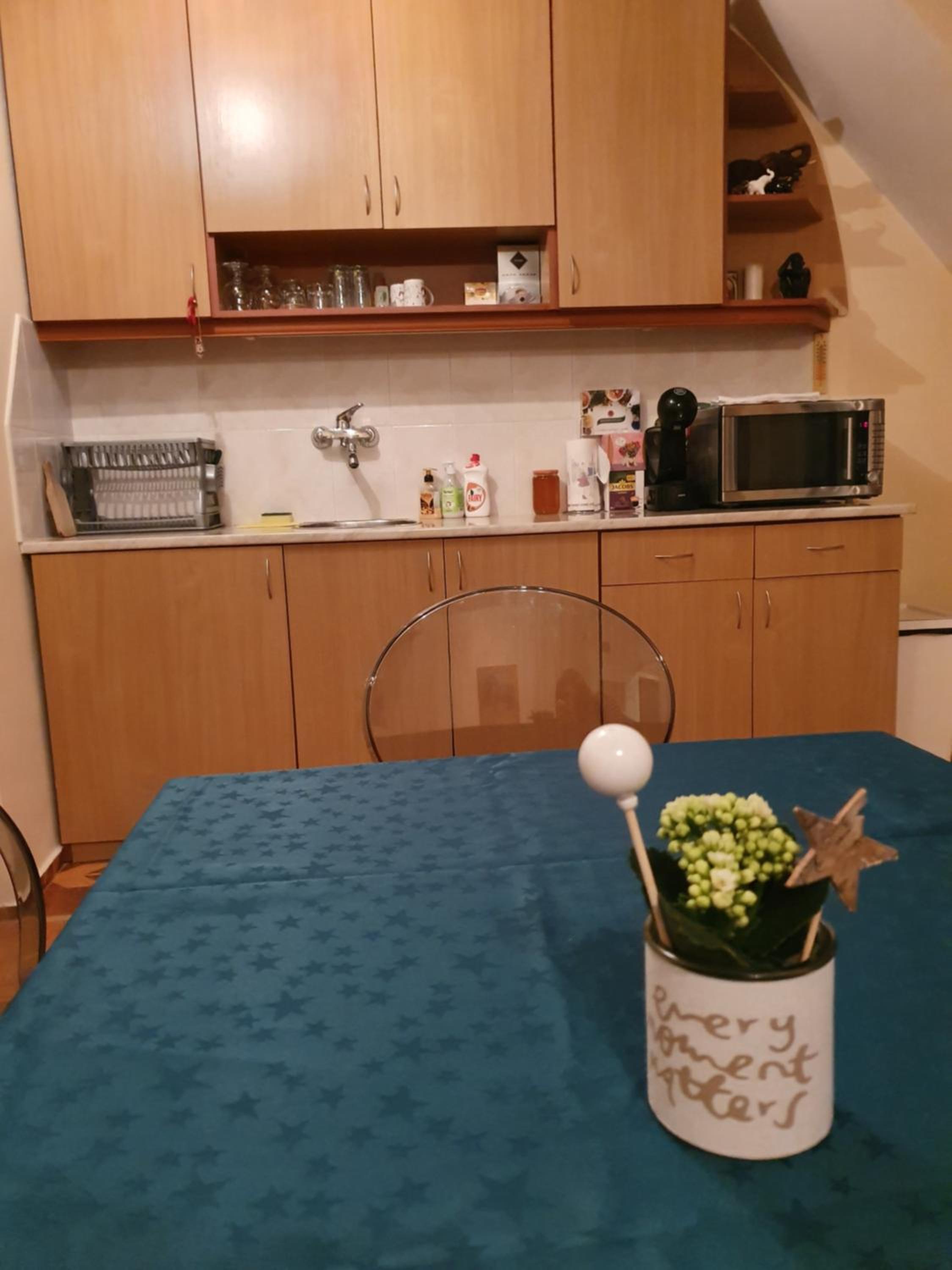 Two-Bedroom Apartment - Photo 21
