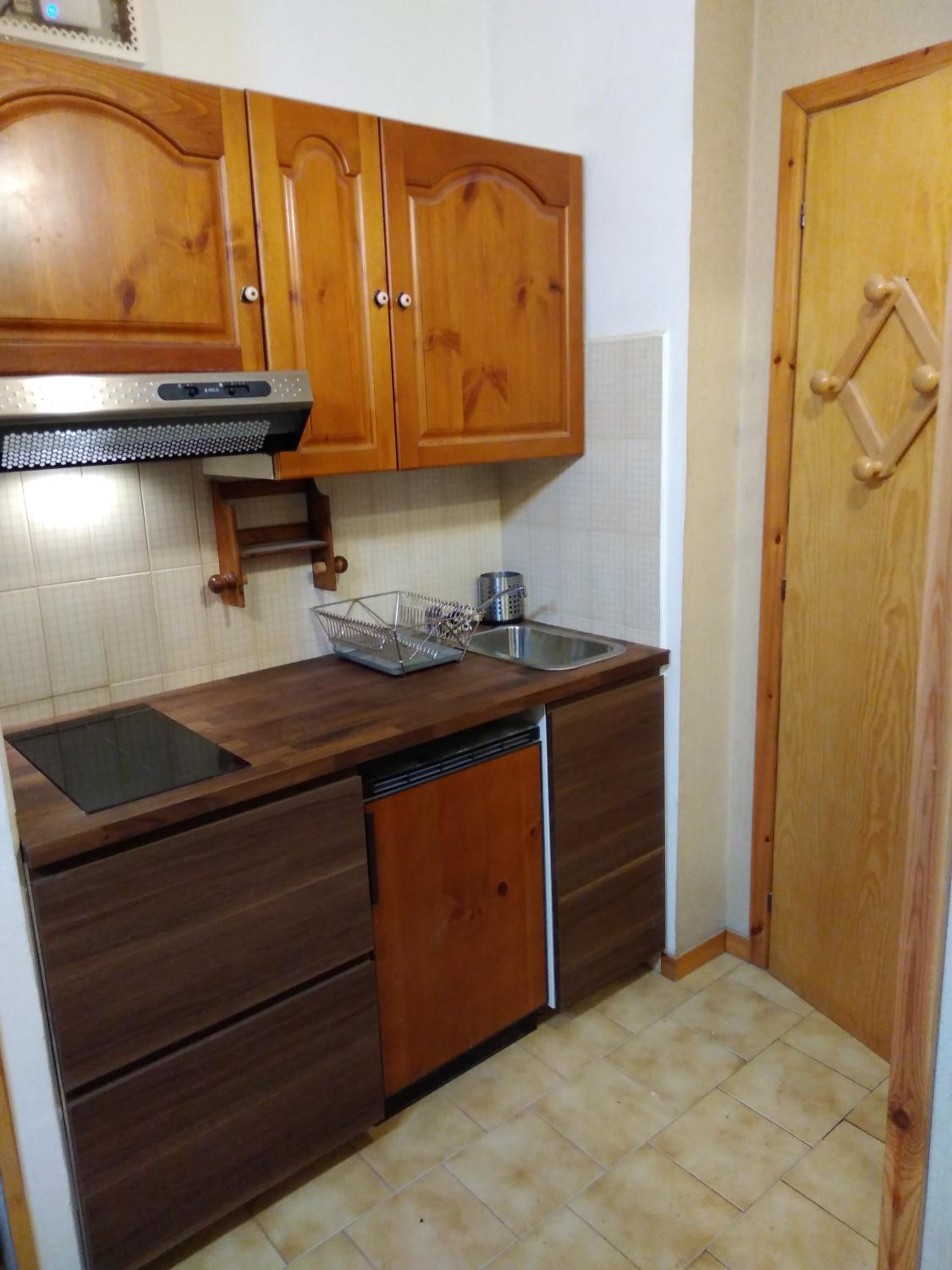 Studio Apartment photo 1