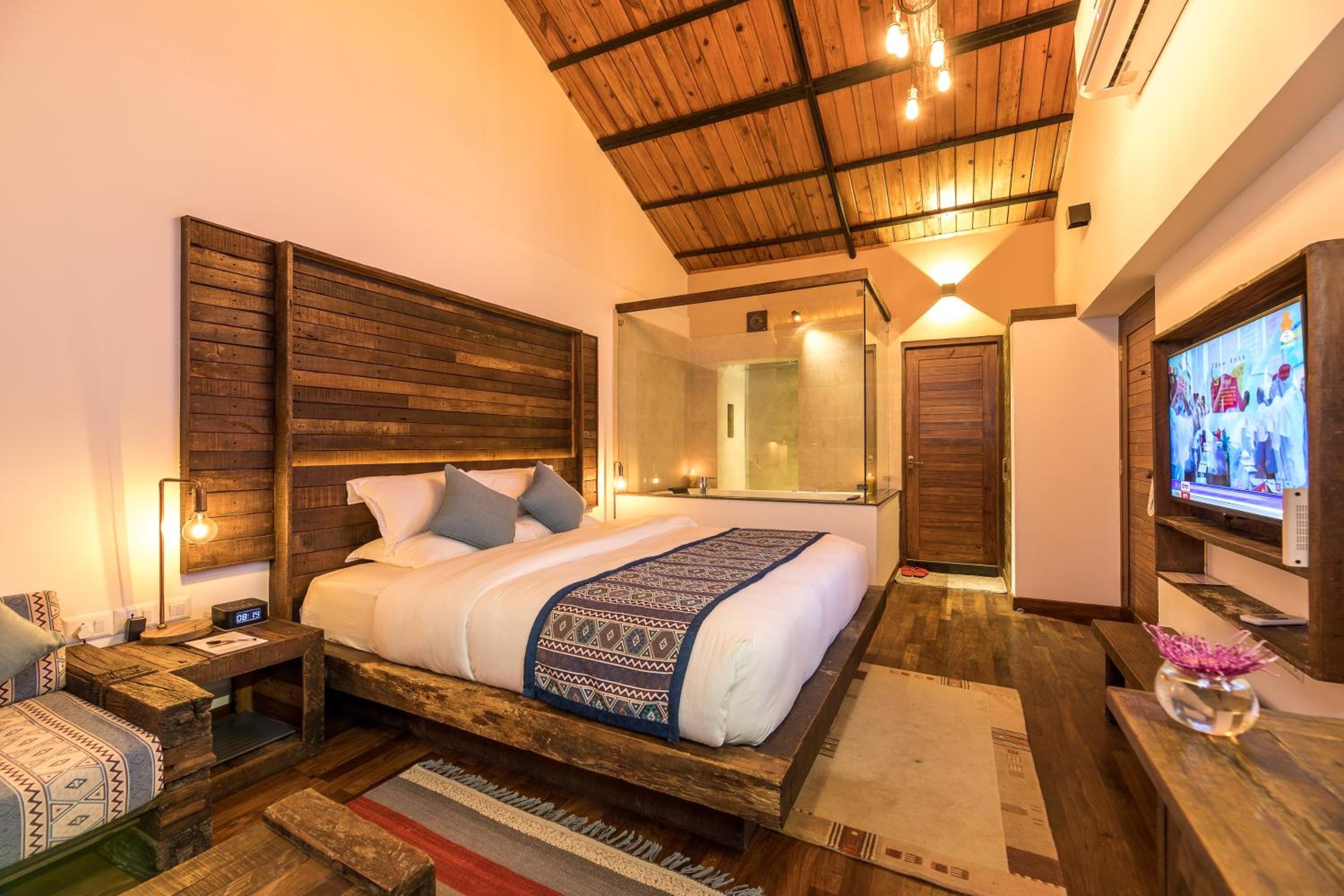 Junior Suite with Mountain View, 10% Discount on Food photo 3