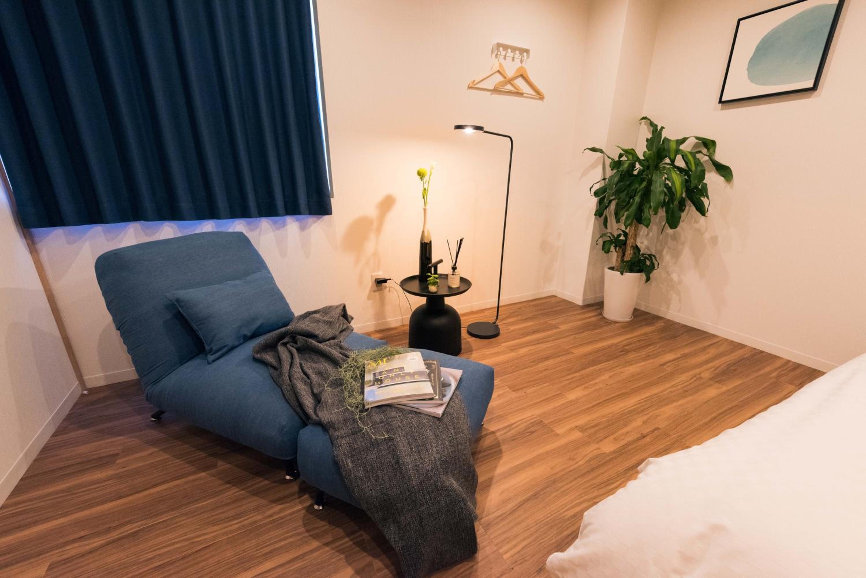 Three-Bedroom Apartment photo 2