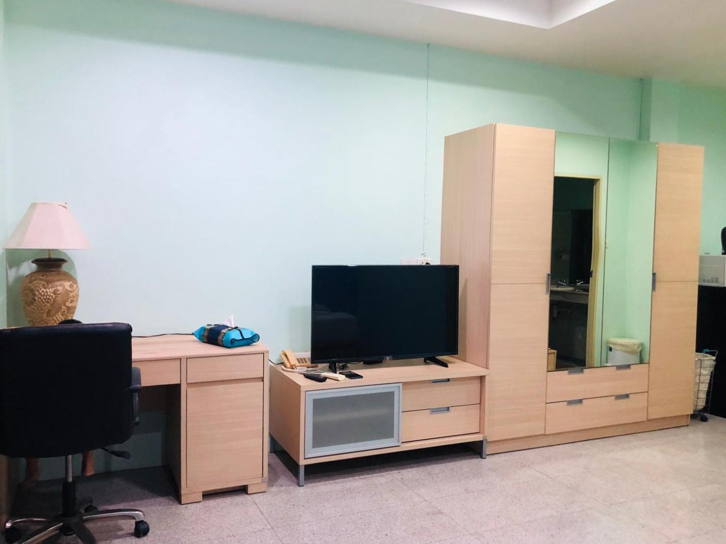 Single Room with Bathroom photo 3