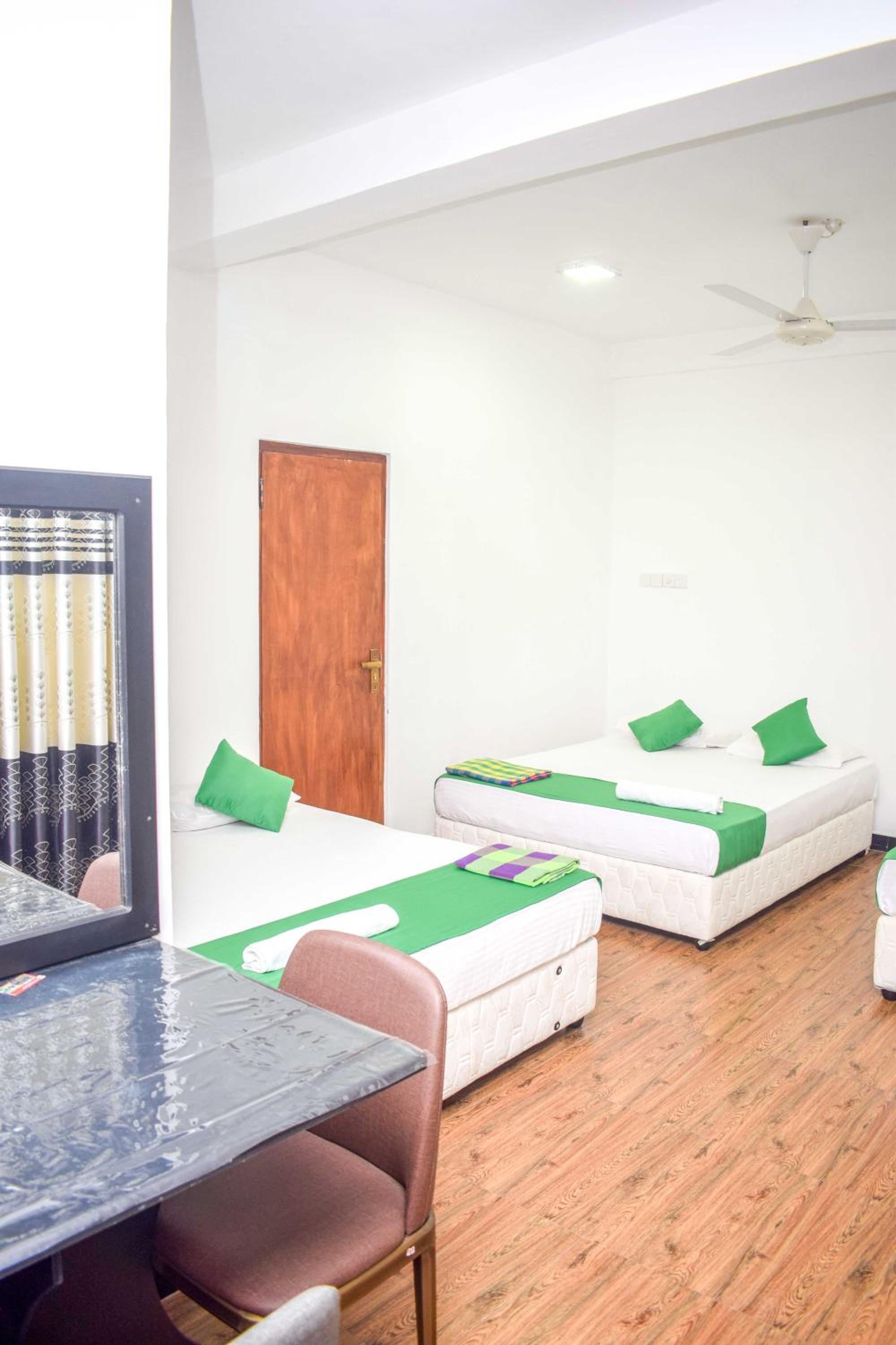 Deluxe Family Suite photo 3