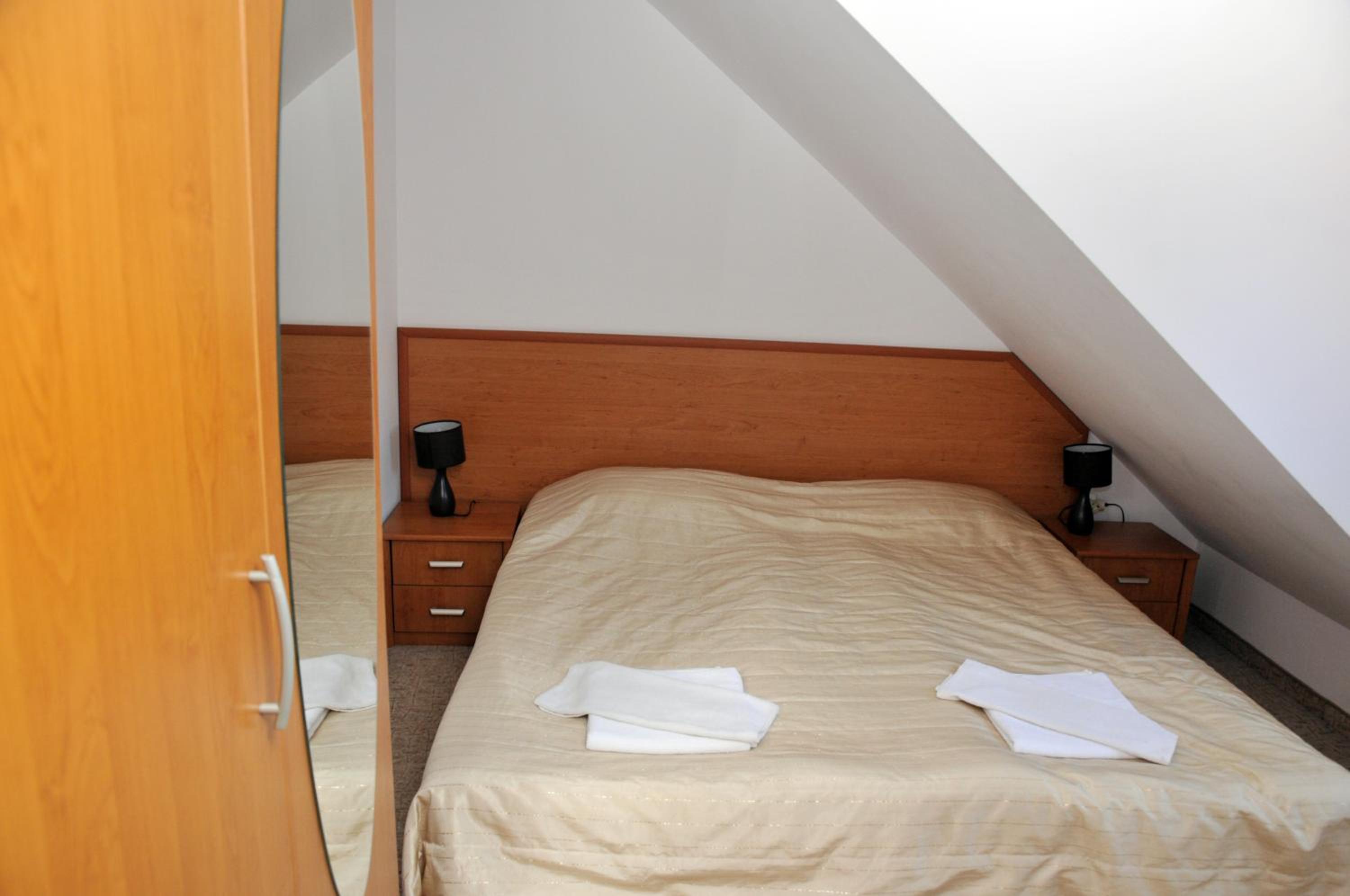 Apartment - Photo 9