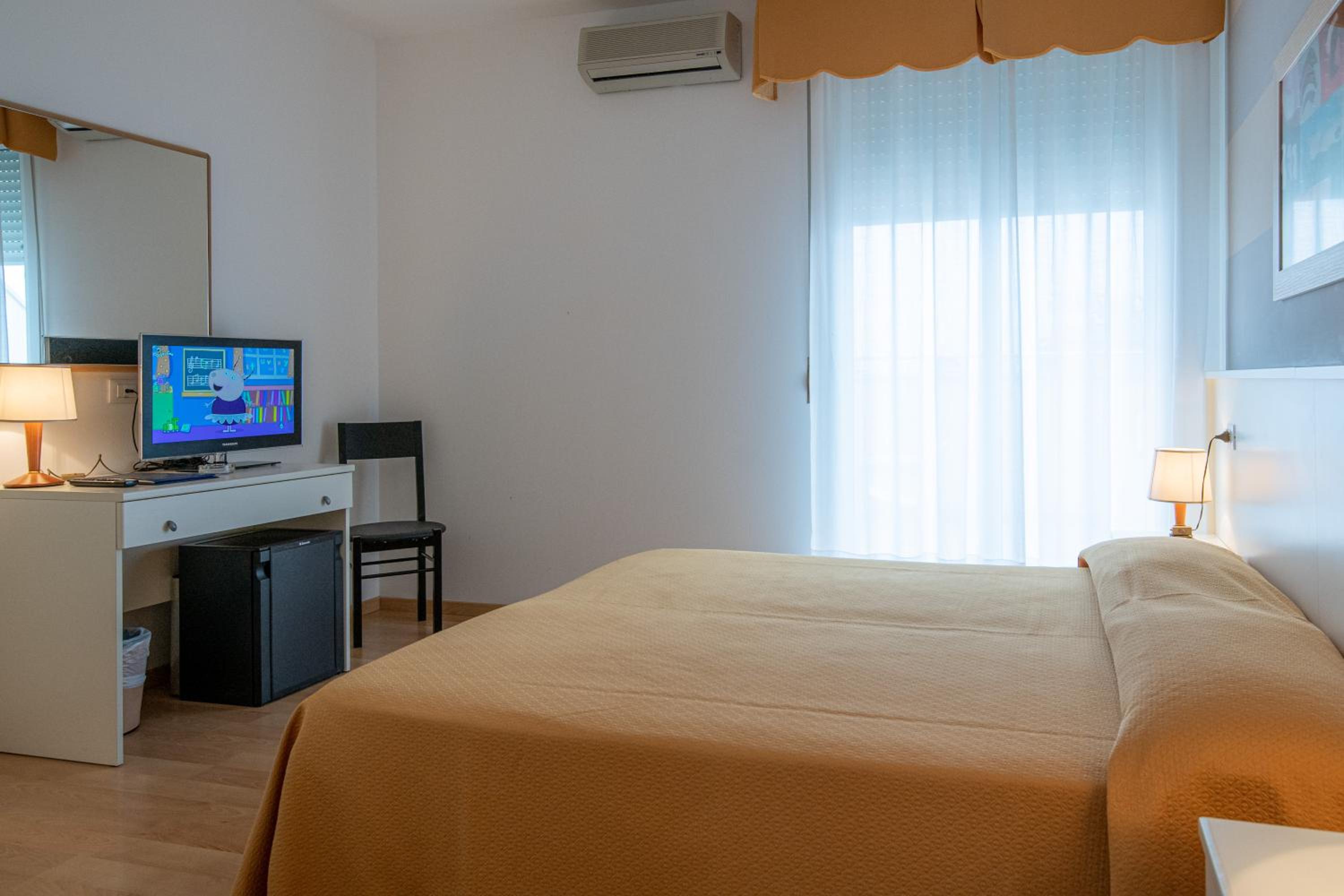 Two Connecting Double Rooms - Photo 4