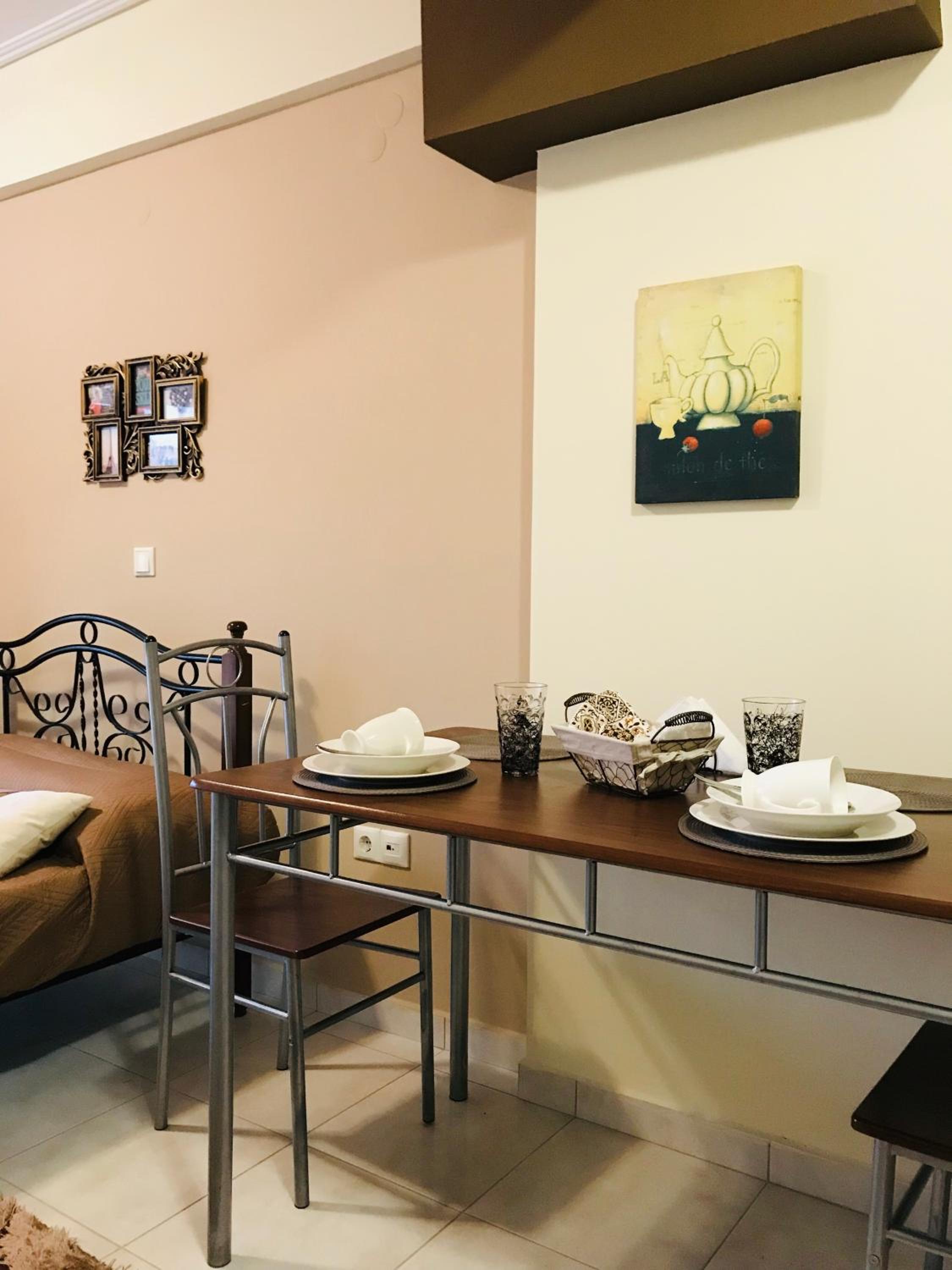 Studio Apartment photo 3