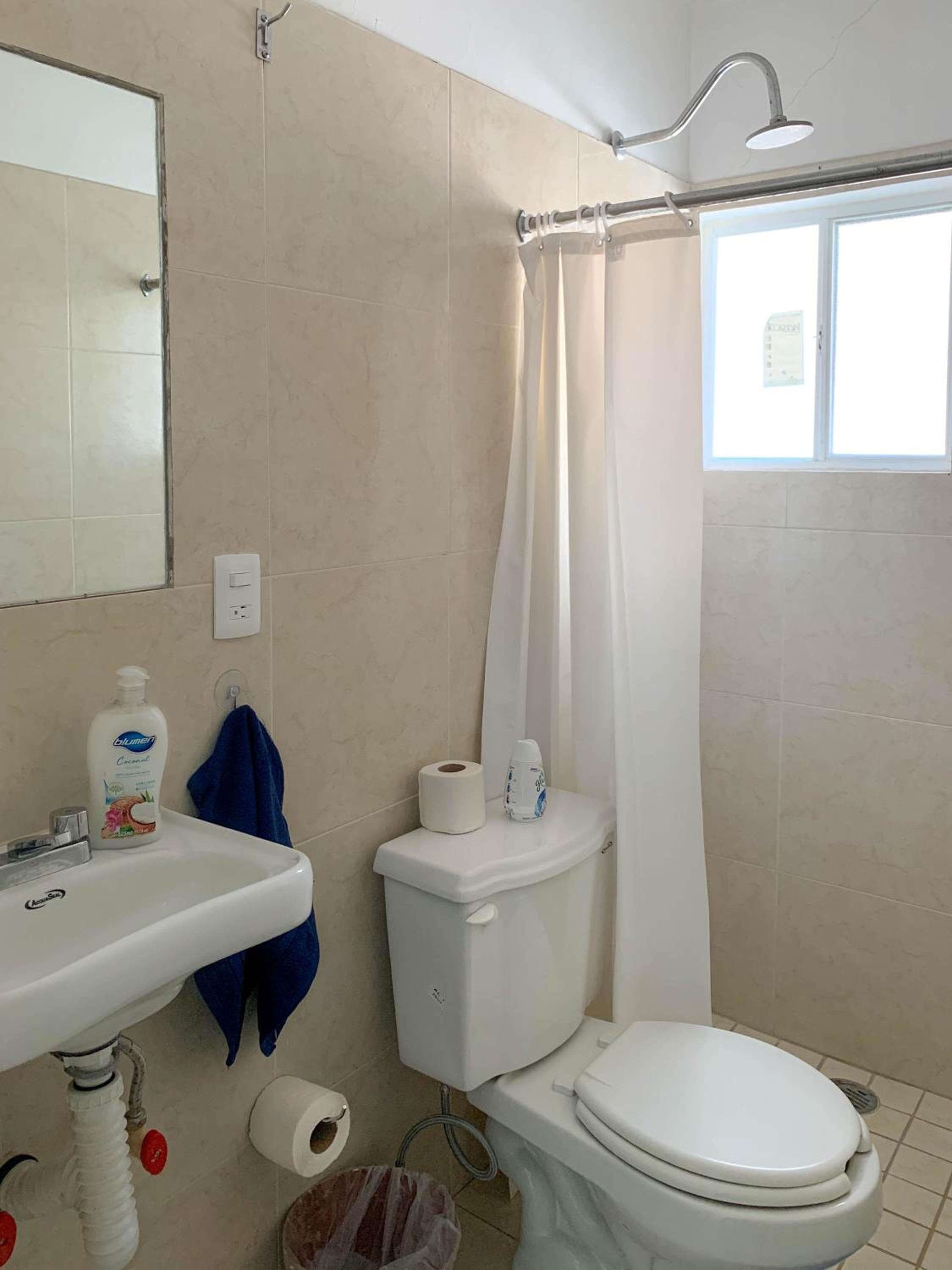 Standard Triple Room - Photo 4