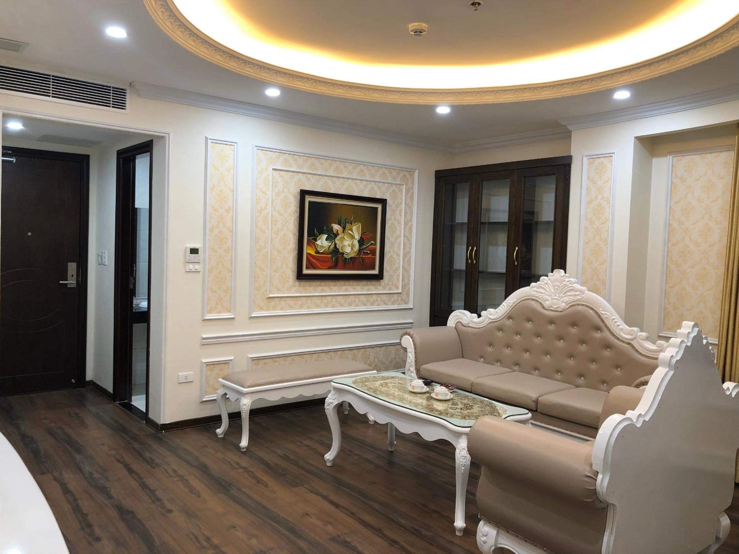 Deluxe King Room photo 2