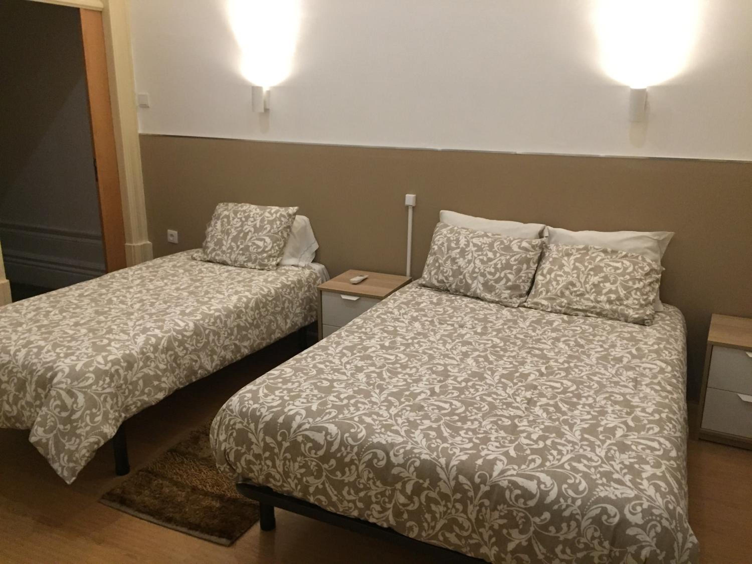 Quadruple Room - Photo 1