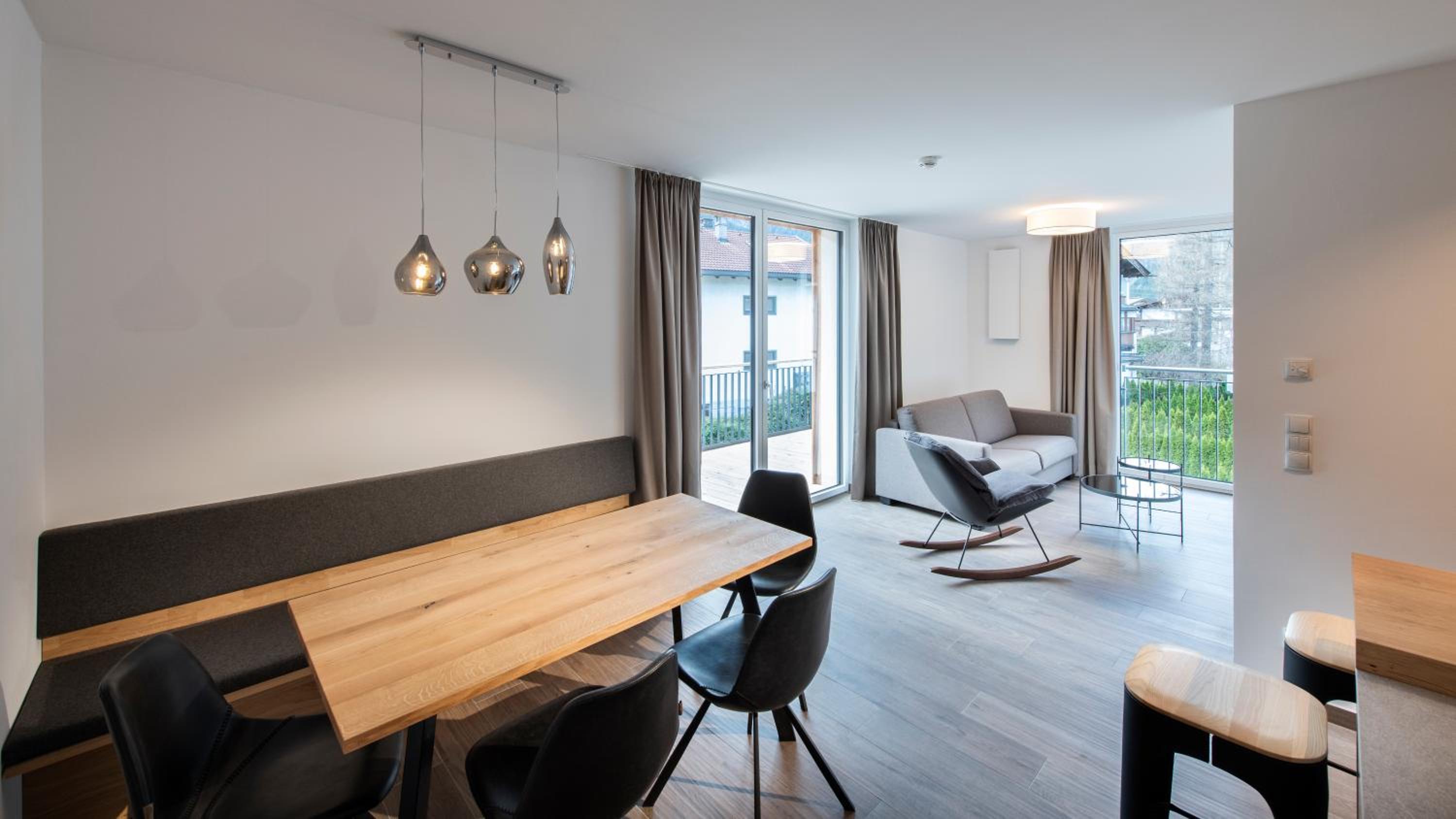 Apartment with Balcony
