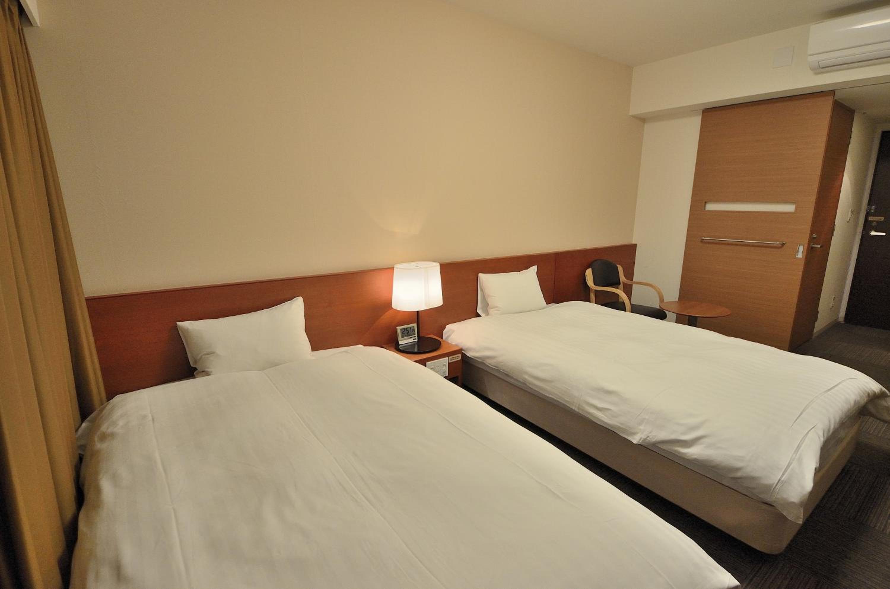 Twin Room - Non-Smoking - No Daily Cleaning