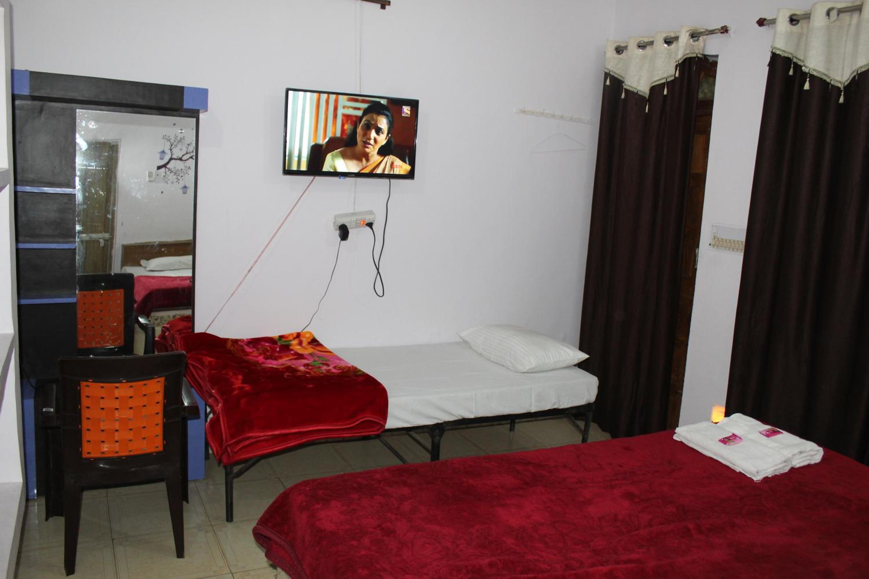 Triple Room With Private Bathroom