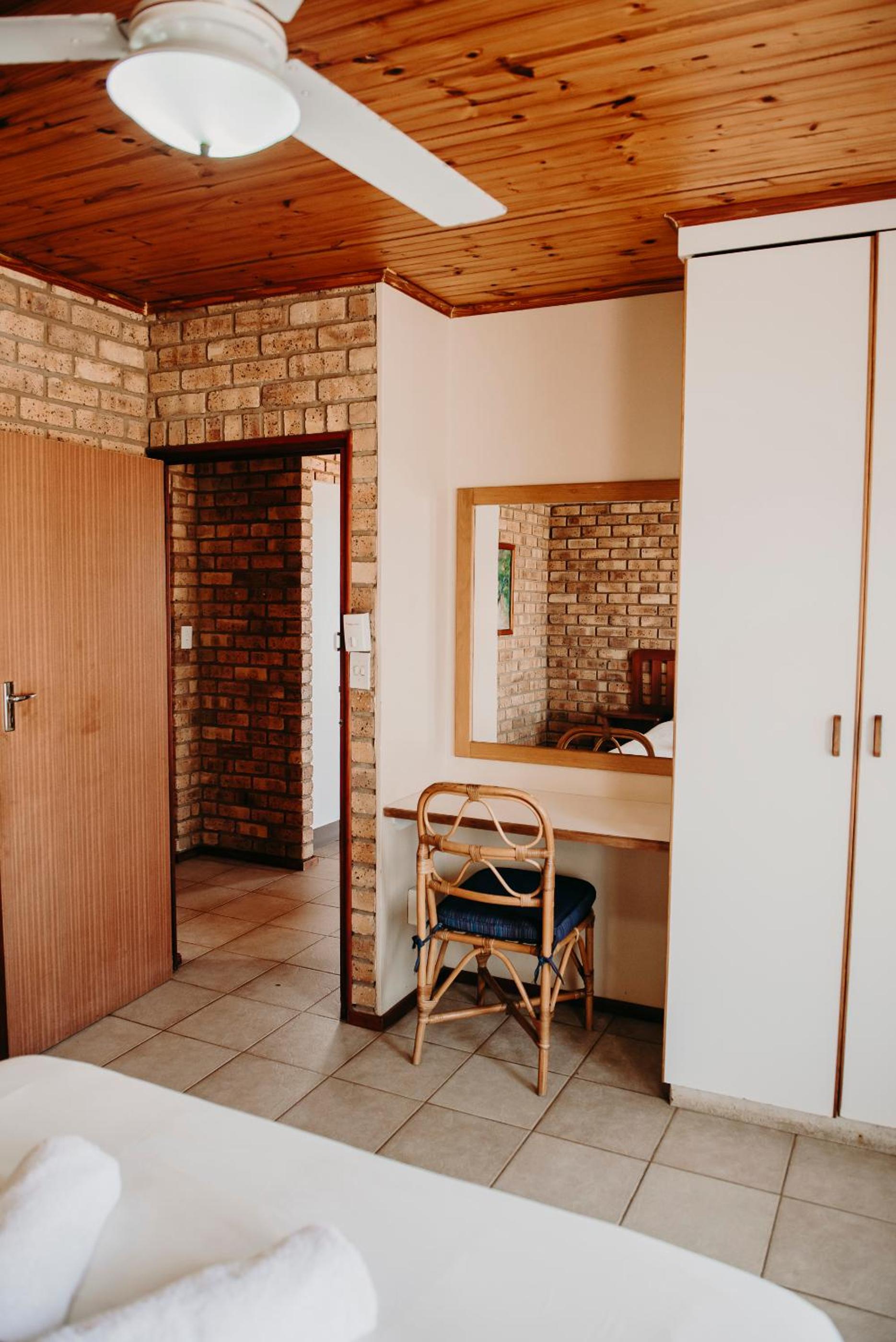 Two-Bedroom Chalet - Photo 6