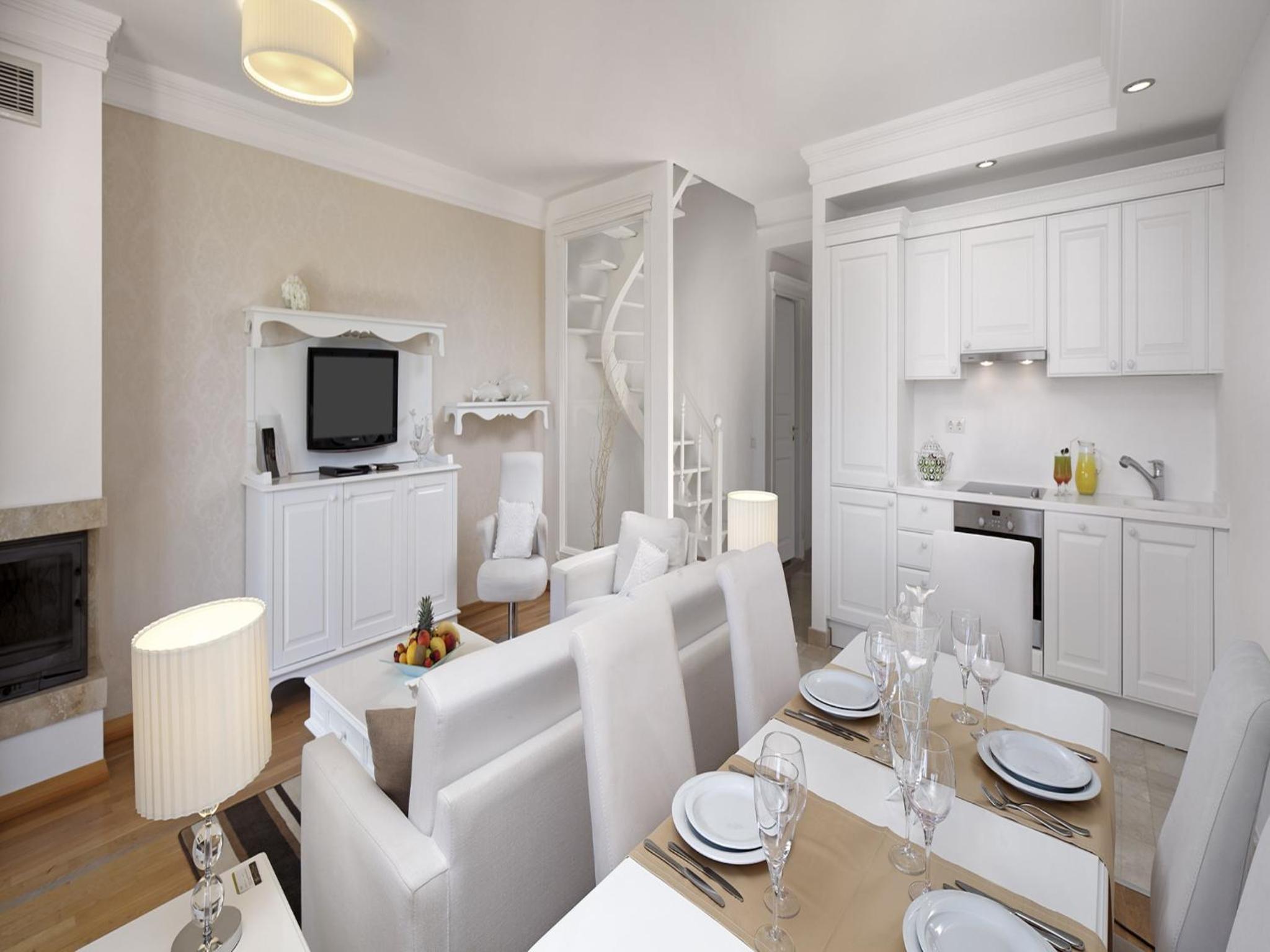 Villa with Sea View - Photo 1