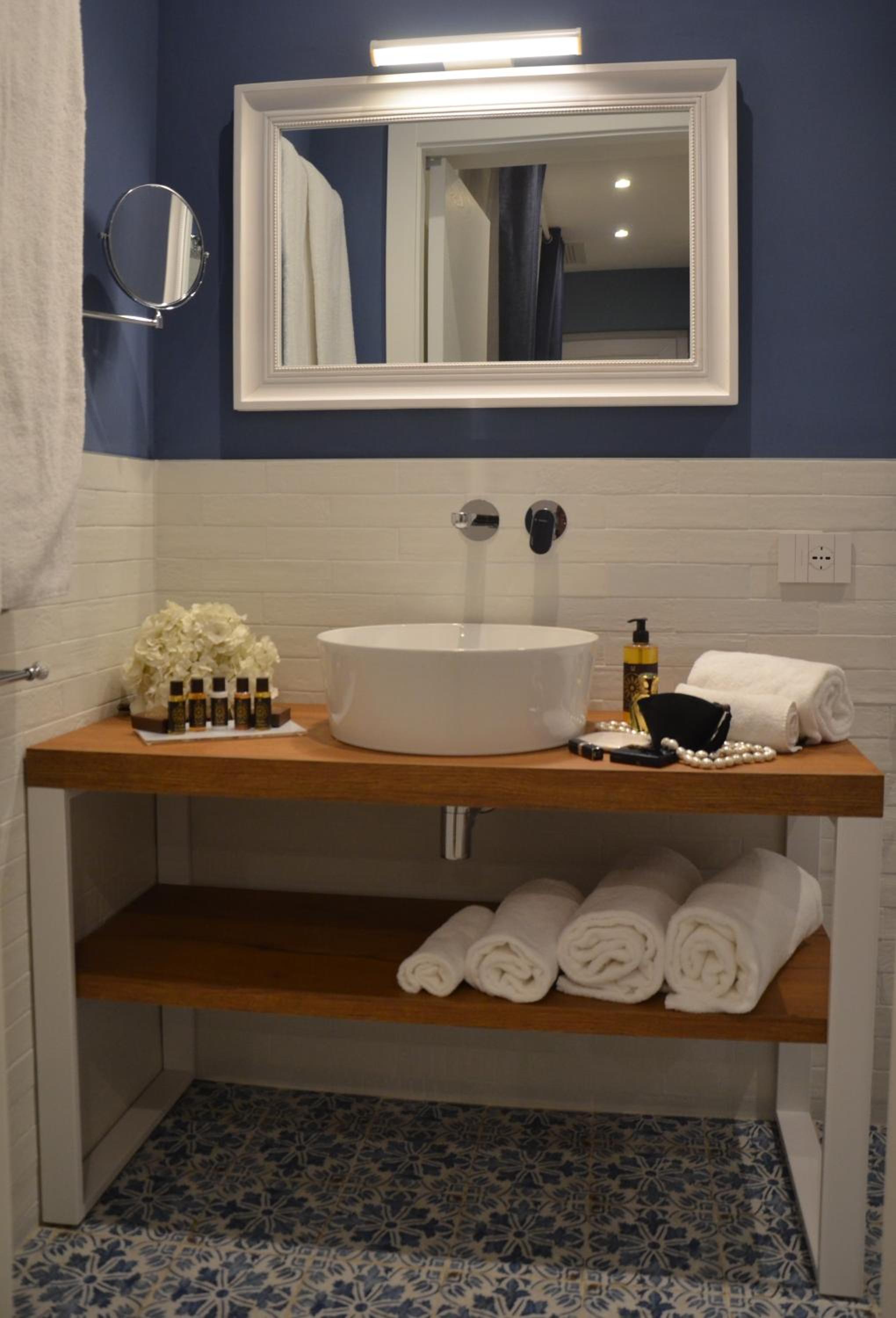Deluxe Double Room - Photo 5