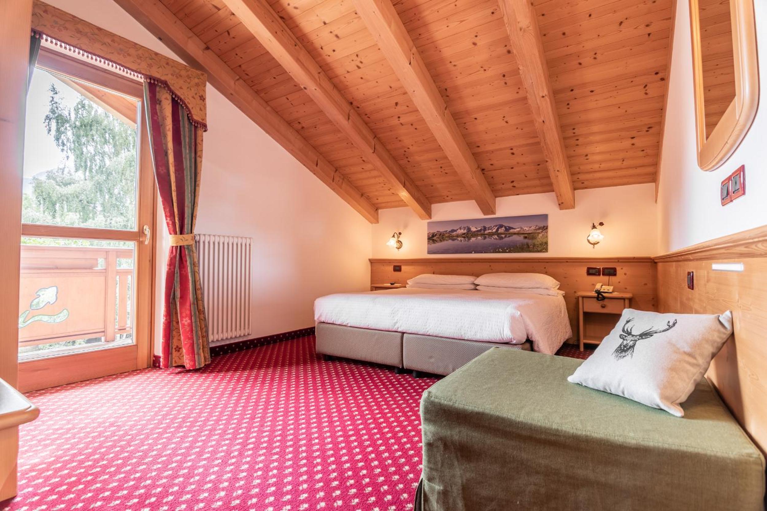 Standard Double or Twin Room - Photo 1