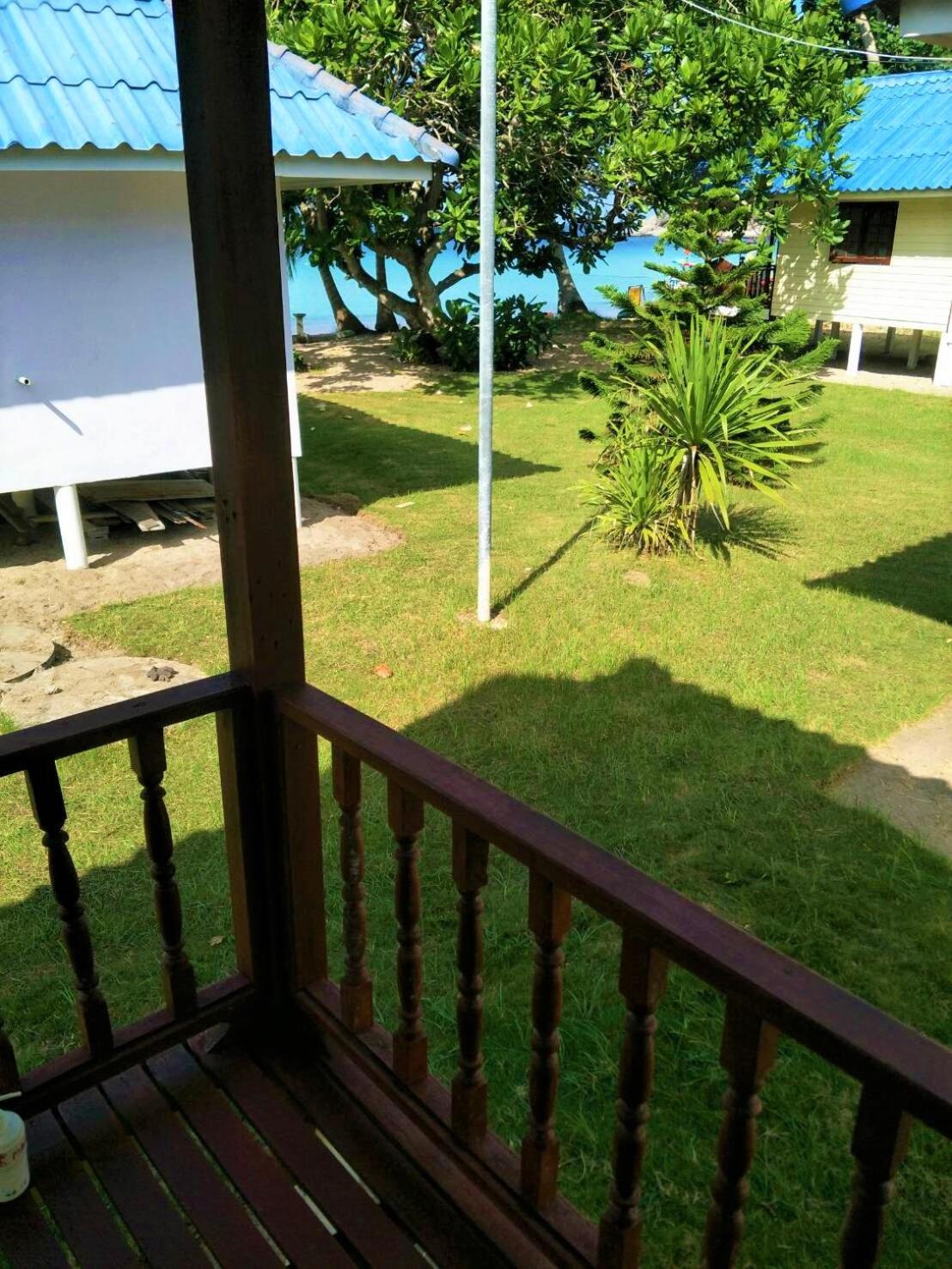 Standard Bungalow With Fan - Photo 12
