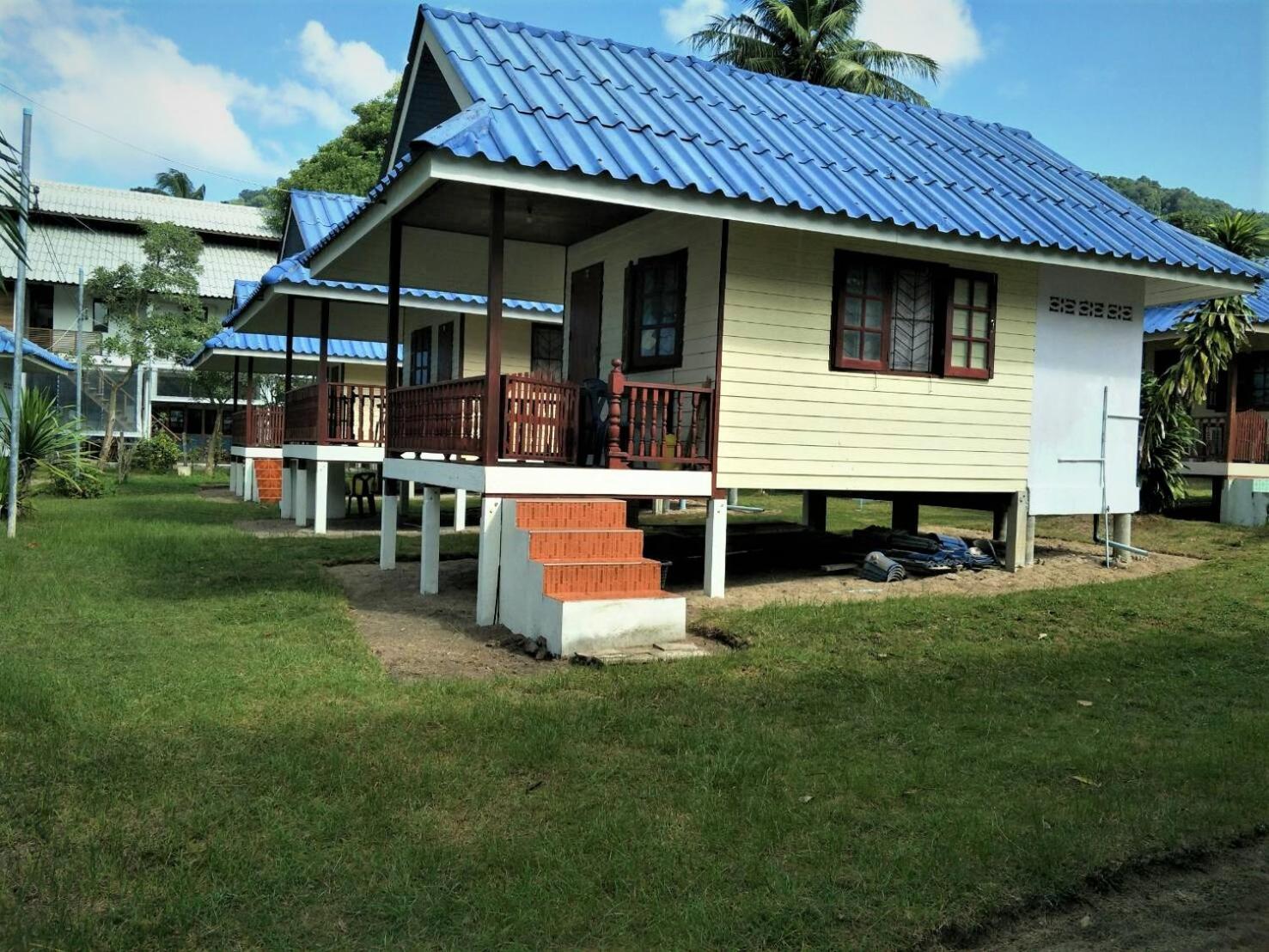 Standard Bungalow With Fan - Photo 14