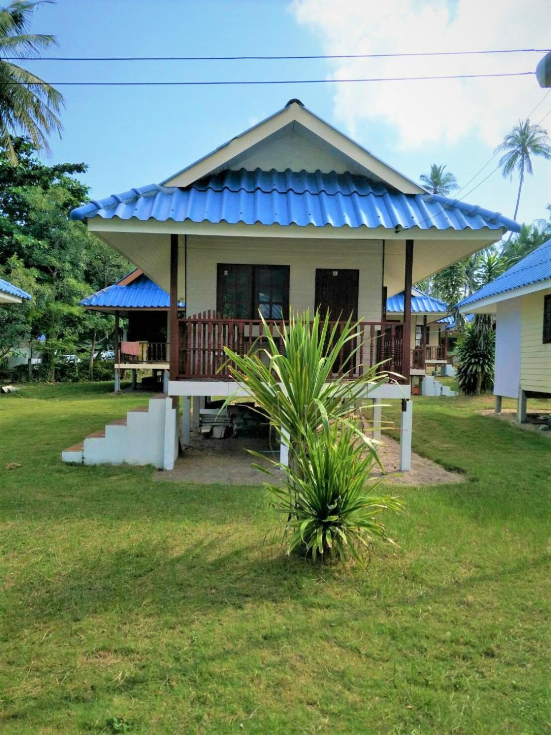 Standard Bungalow With Fan - Photo 11