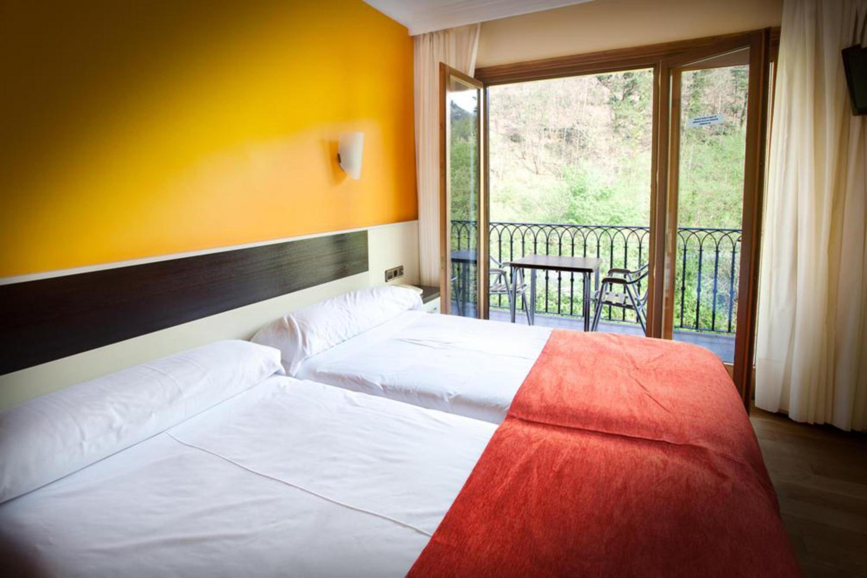 Double Room with Terrace - Photo 1