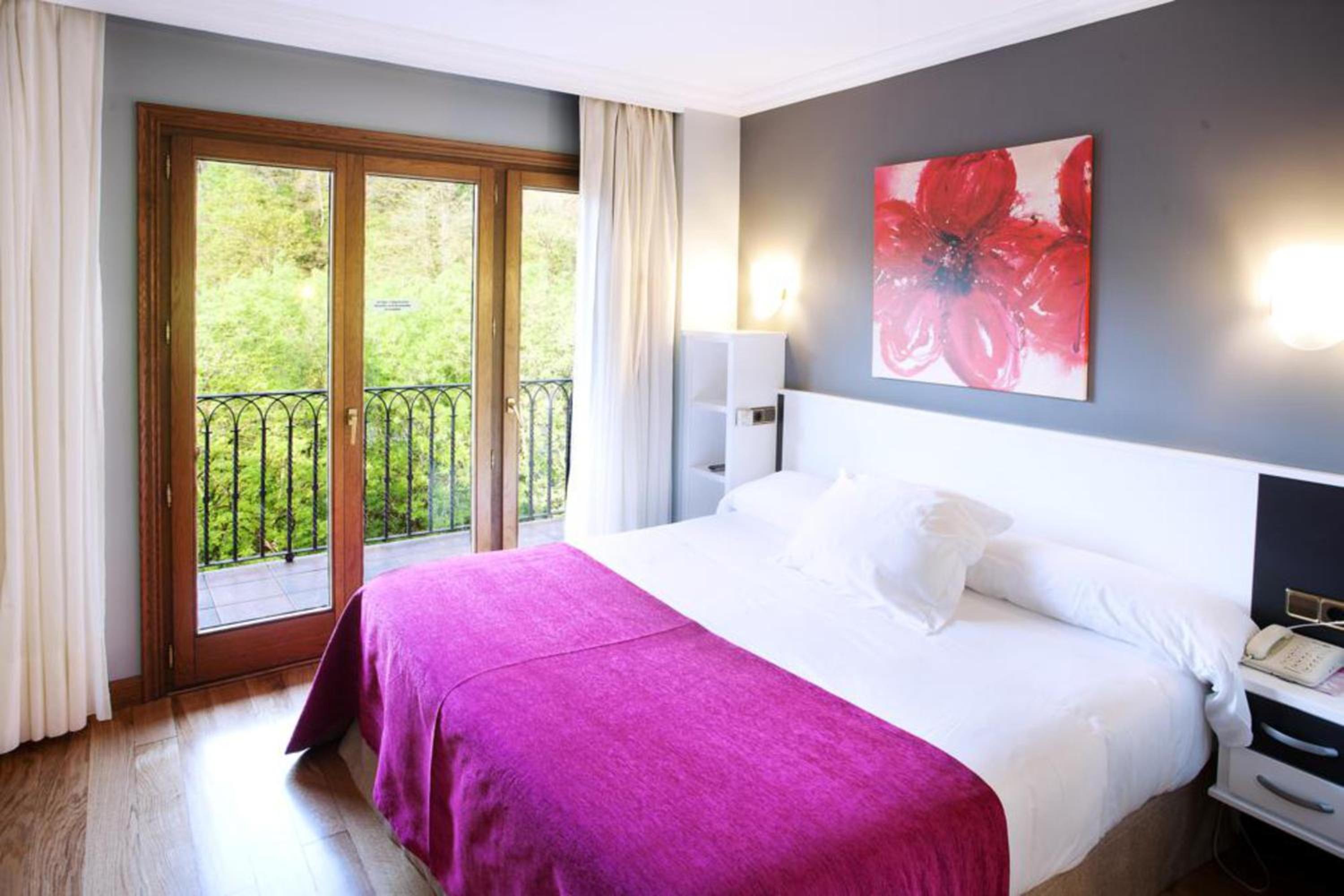 Suite - Photo 2