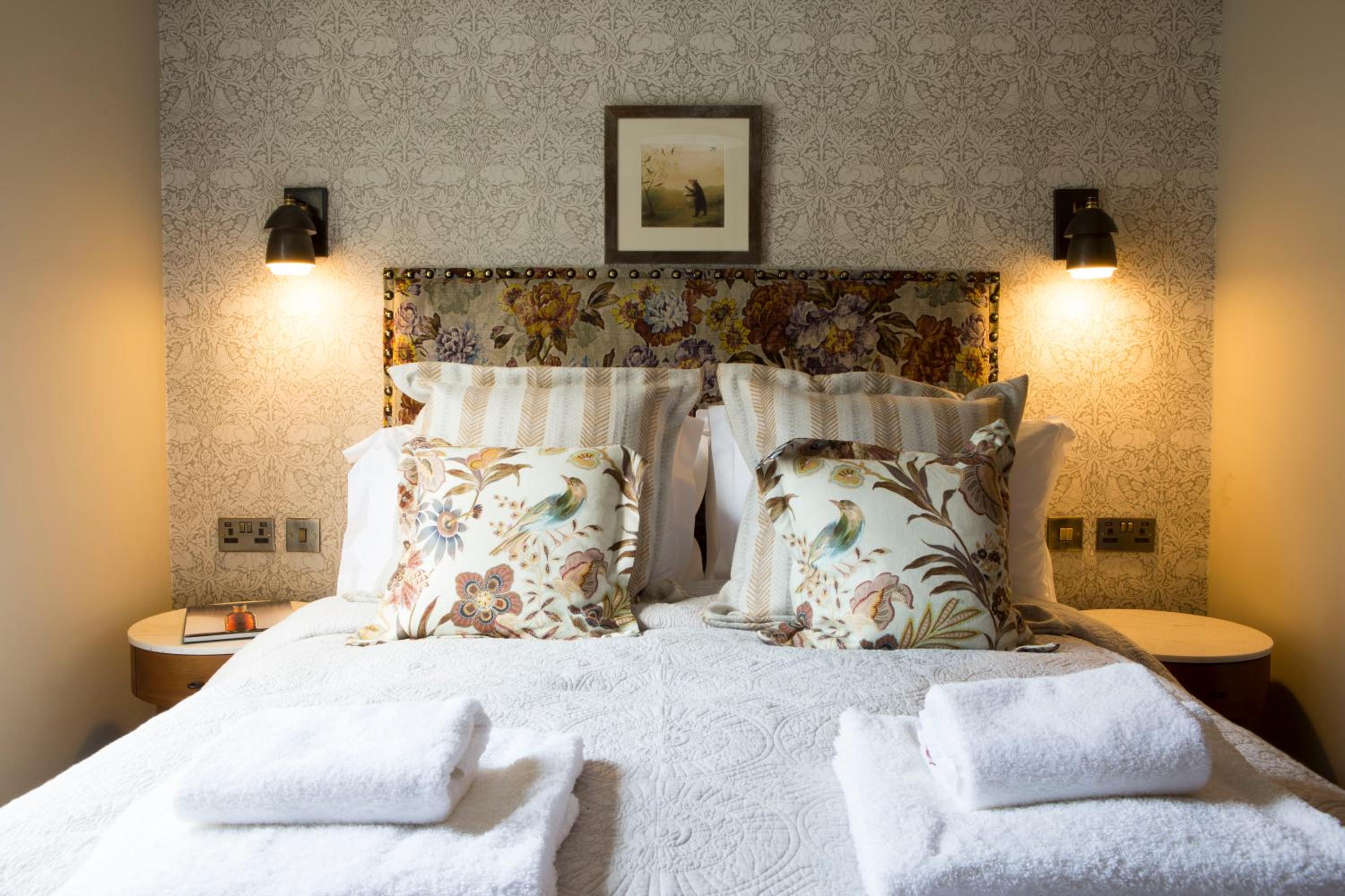 Standard Double Room - Photo 32