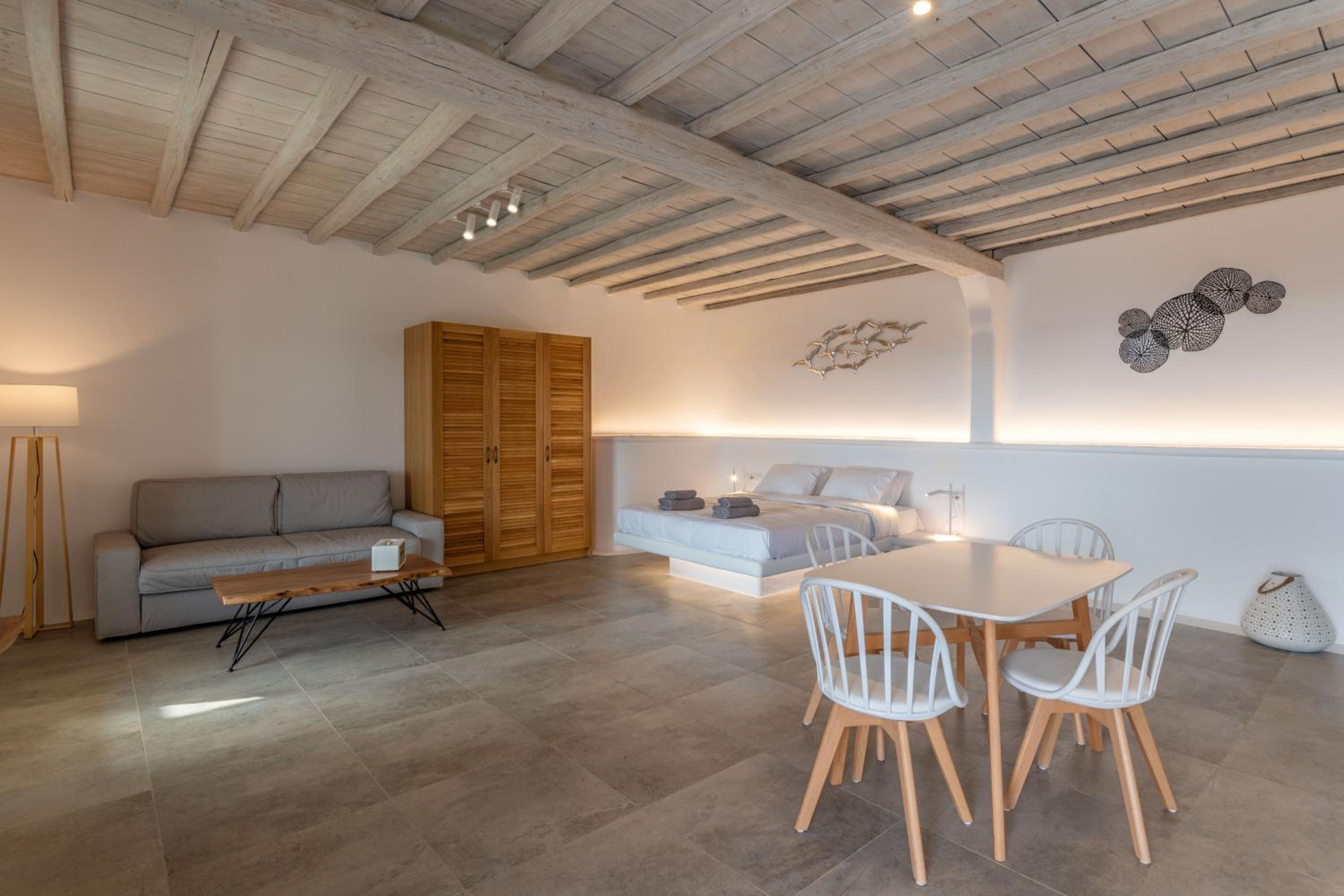 Studio Apartment with Sea View